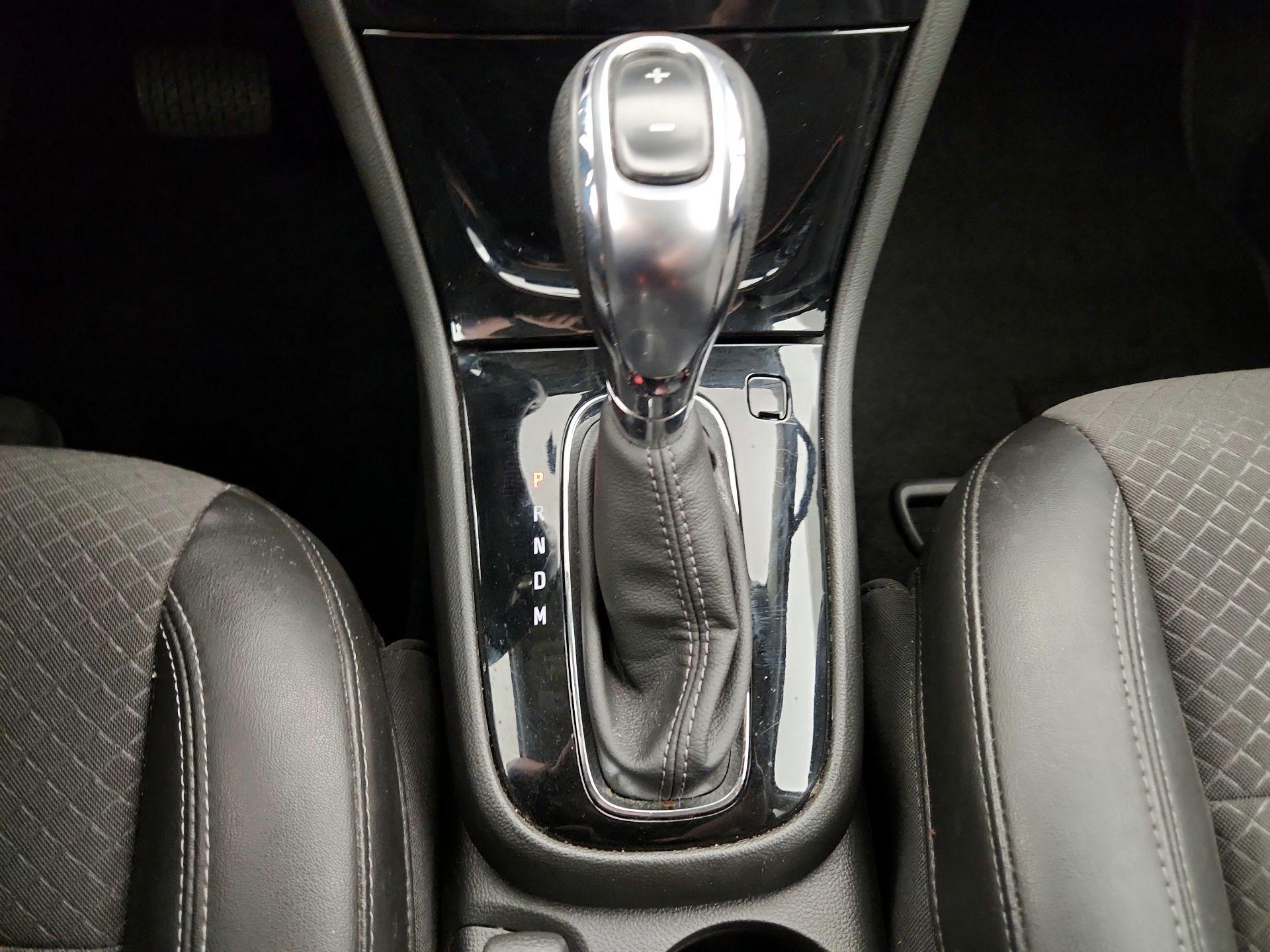 Thumbnail: 2020 Buick Encore - 17