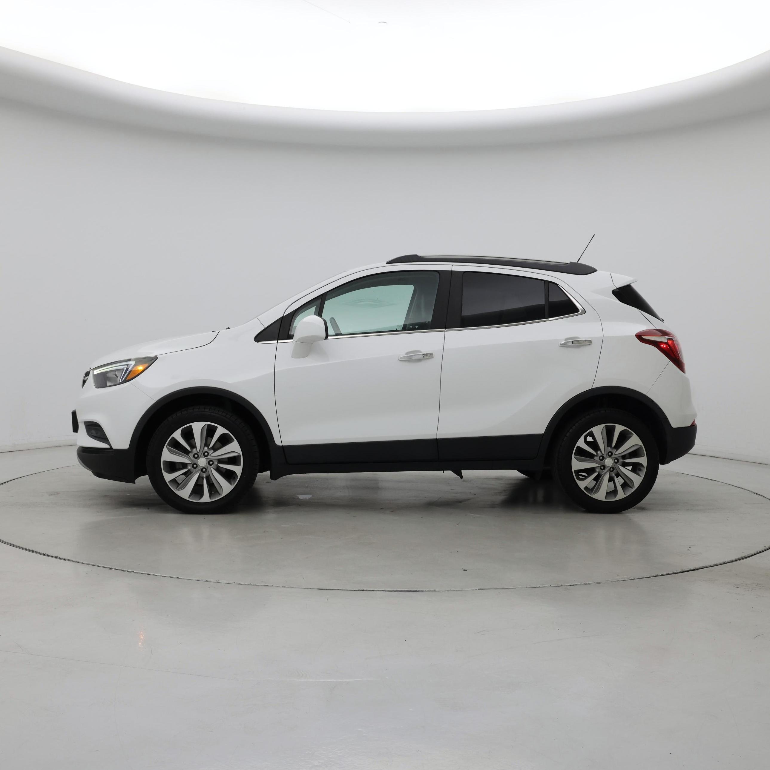Thumbnail: 2020 Buick Encore - 3