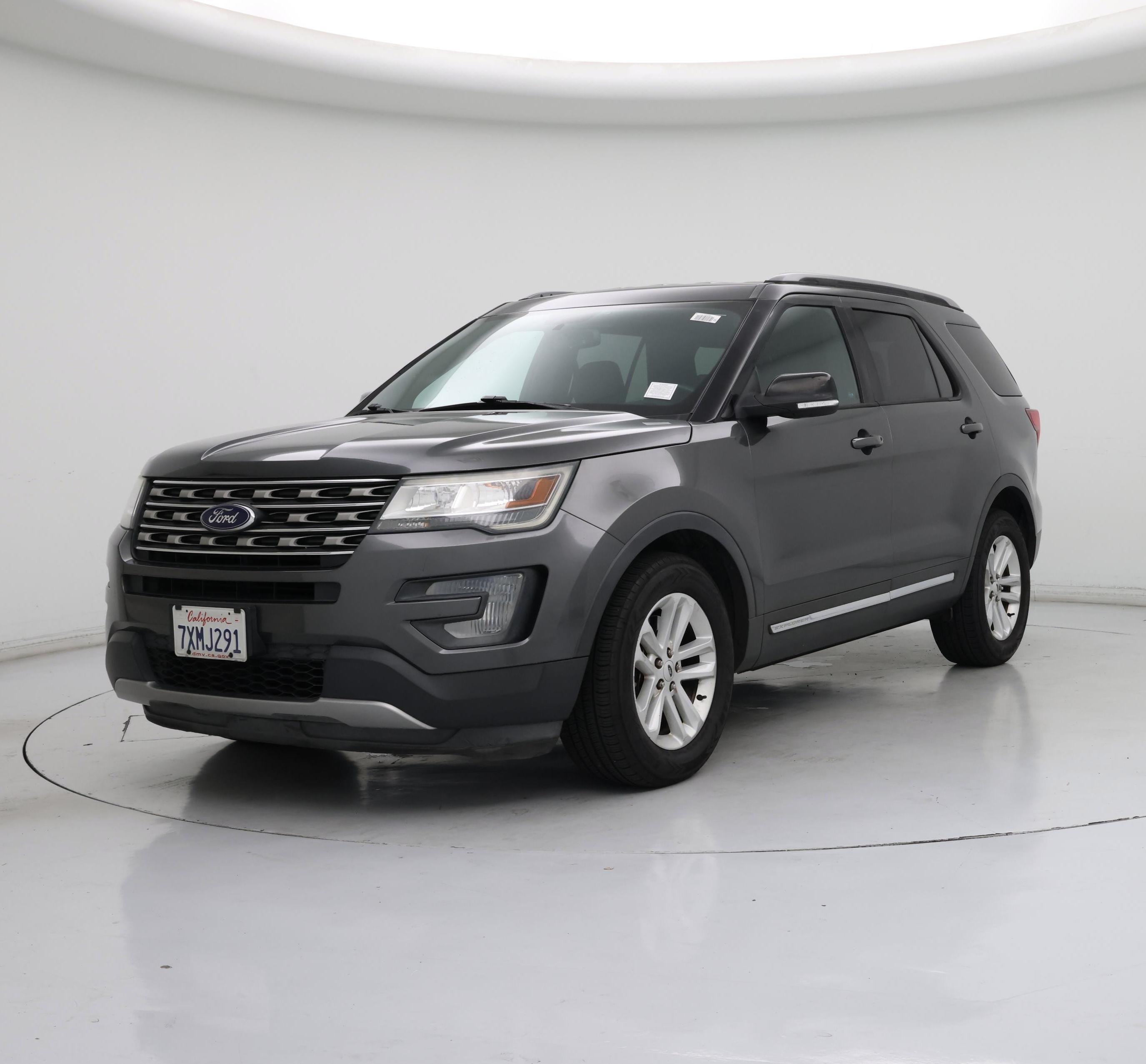 Thumbnail: 2017 Ford Explorer - 4