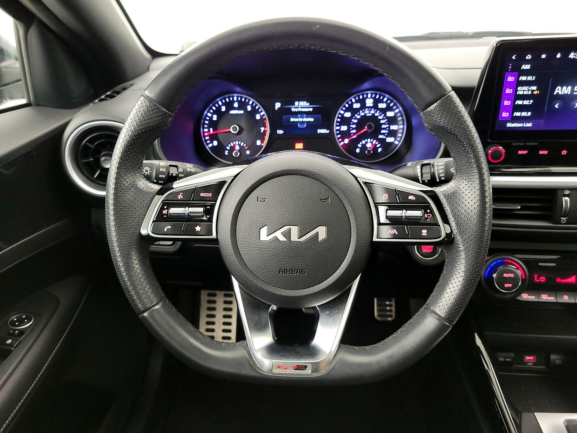 Thumbnail: 2023 Kia Forte - 10