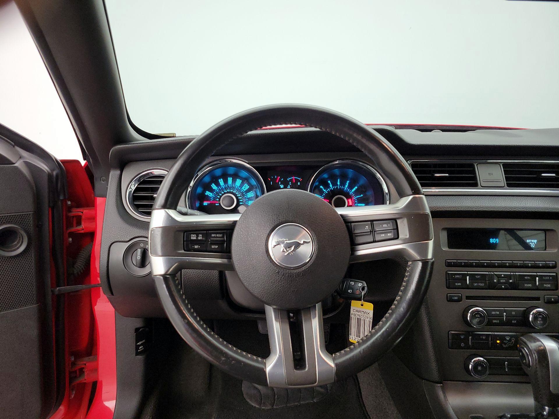 Thumbnail: 2013 Ford Mustang - 10
