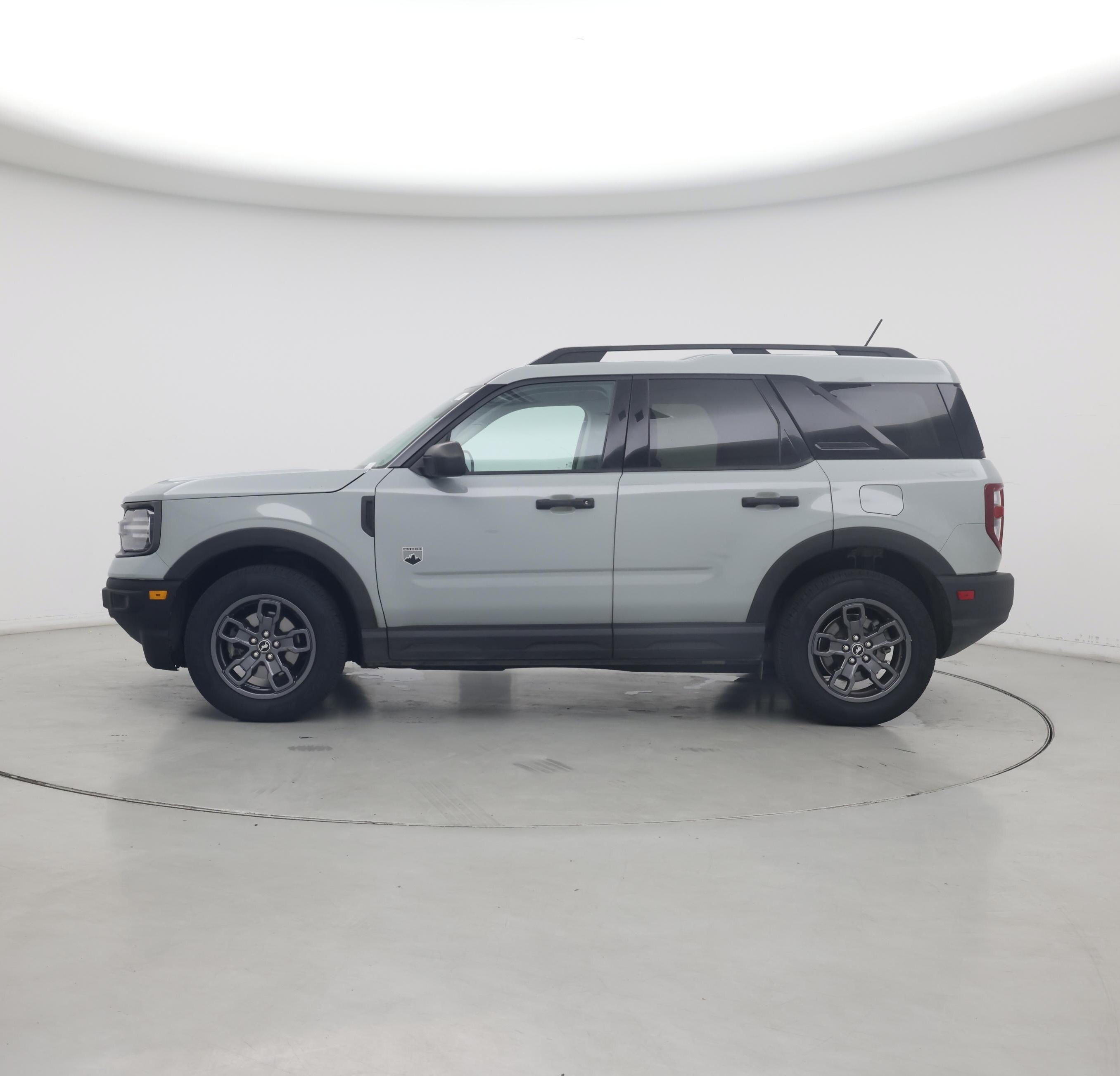 Thumbnail: 2022 Ford Bronco Sport - 3