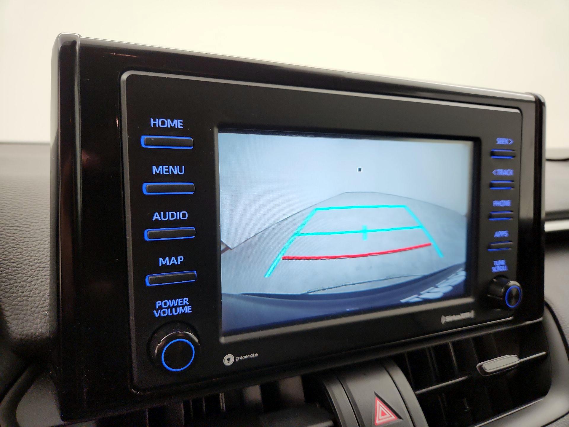 Thumbnail: 2021 Toyota RAV4 - 14