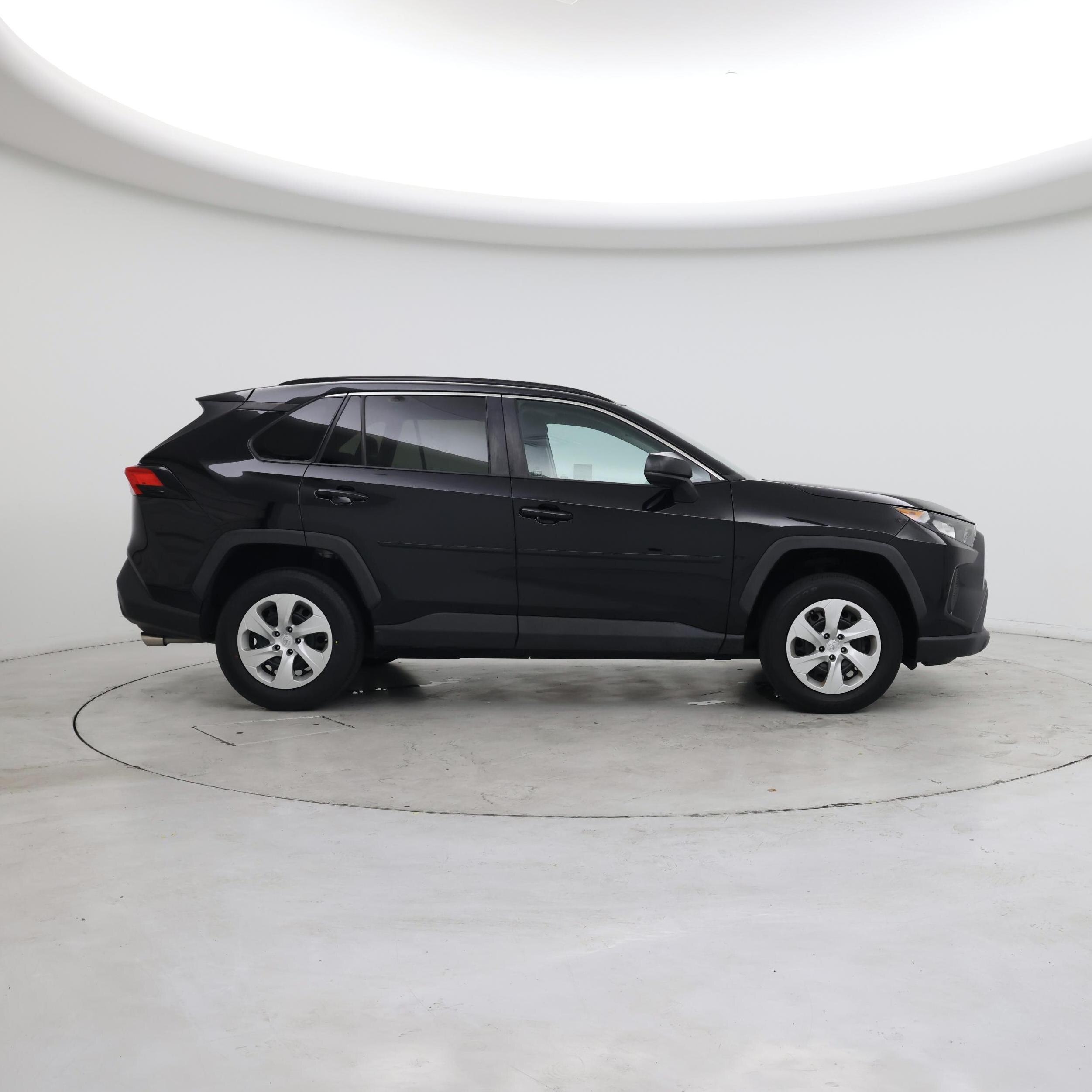 Thumbnail: 2021 Toyota RAV4 - 7