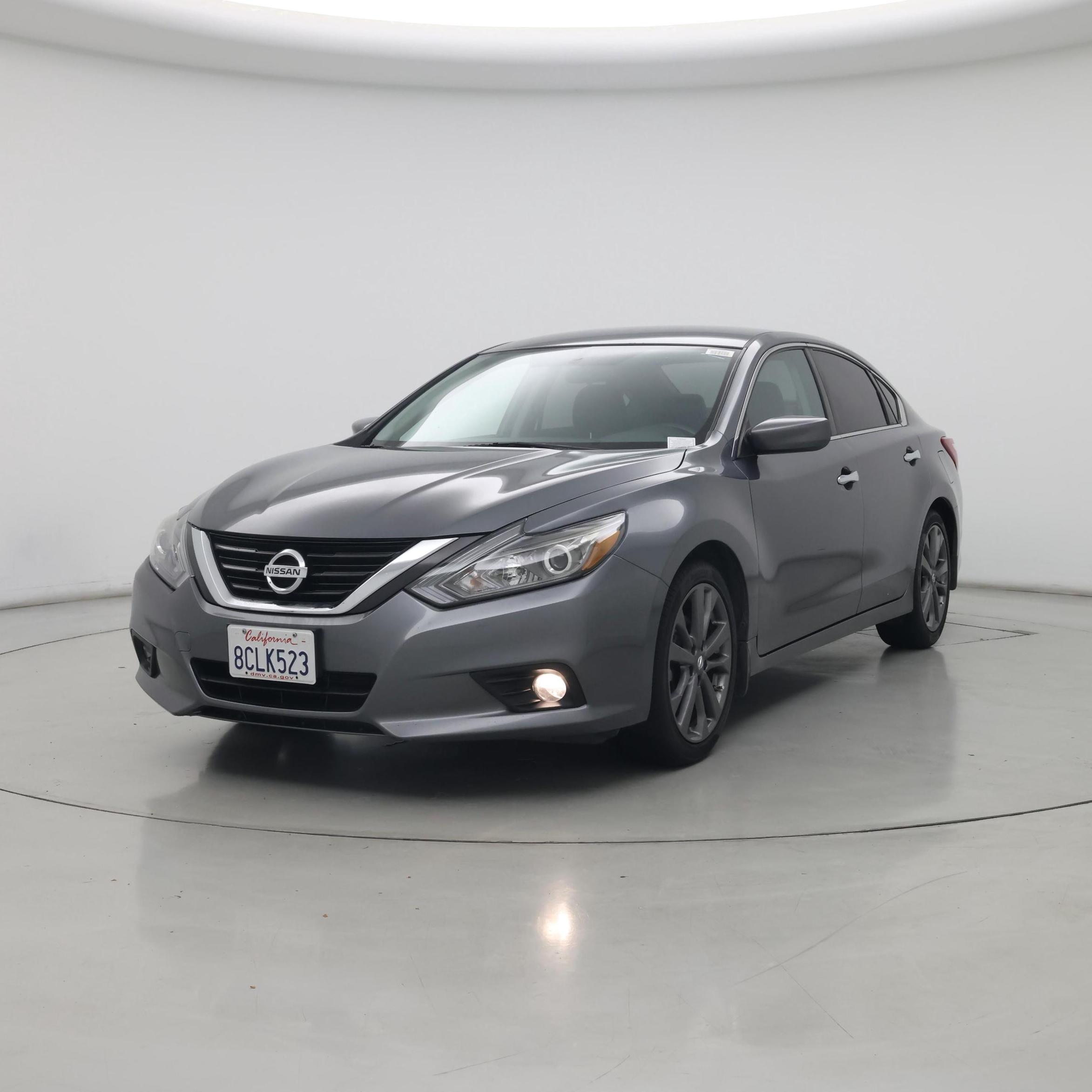Thumbnail: 2018 Nissan Altima - 4