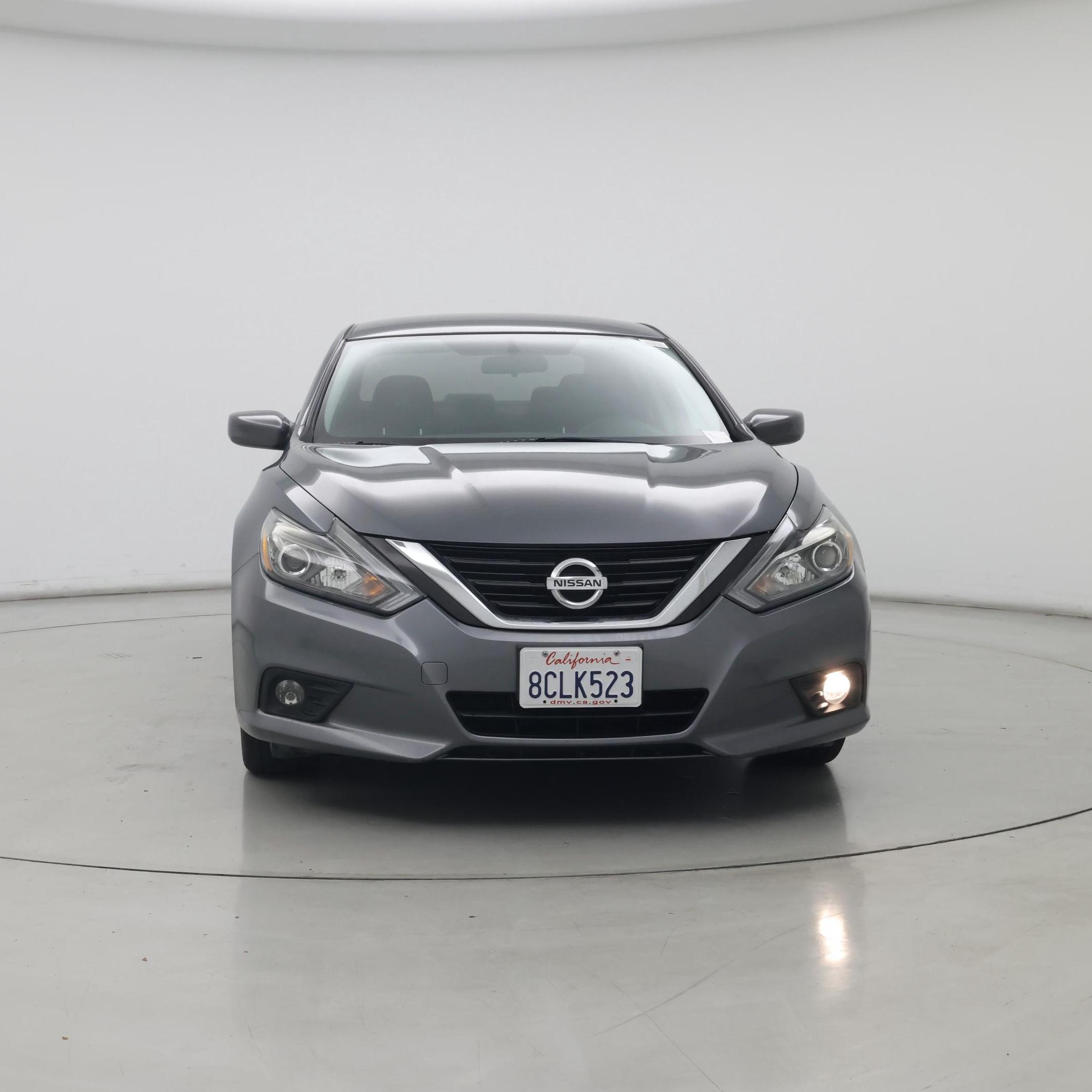 Thumbnail: 2018 Nissan Altima - 5