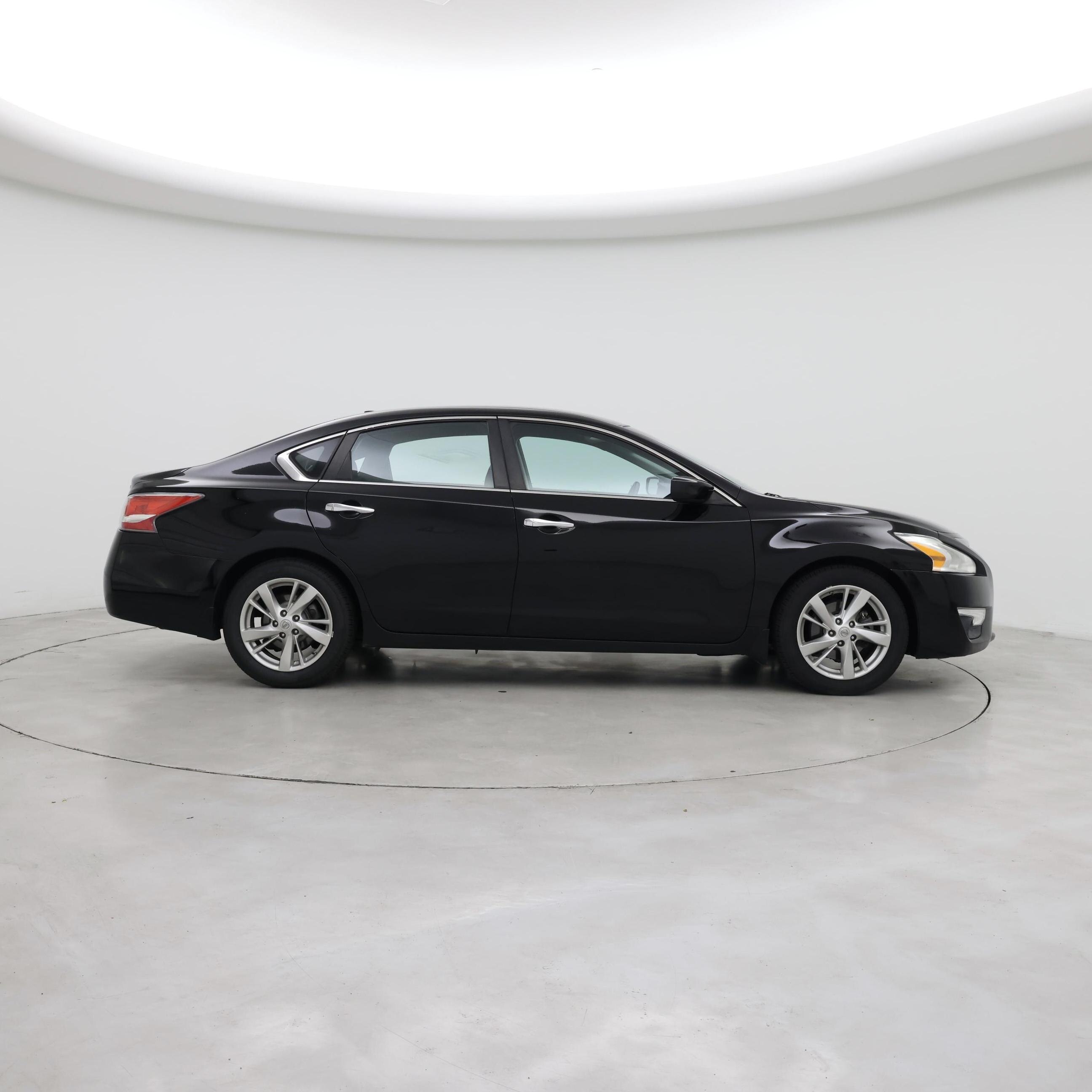 Thumbnail: 2015 Nissan Altima - 7