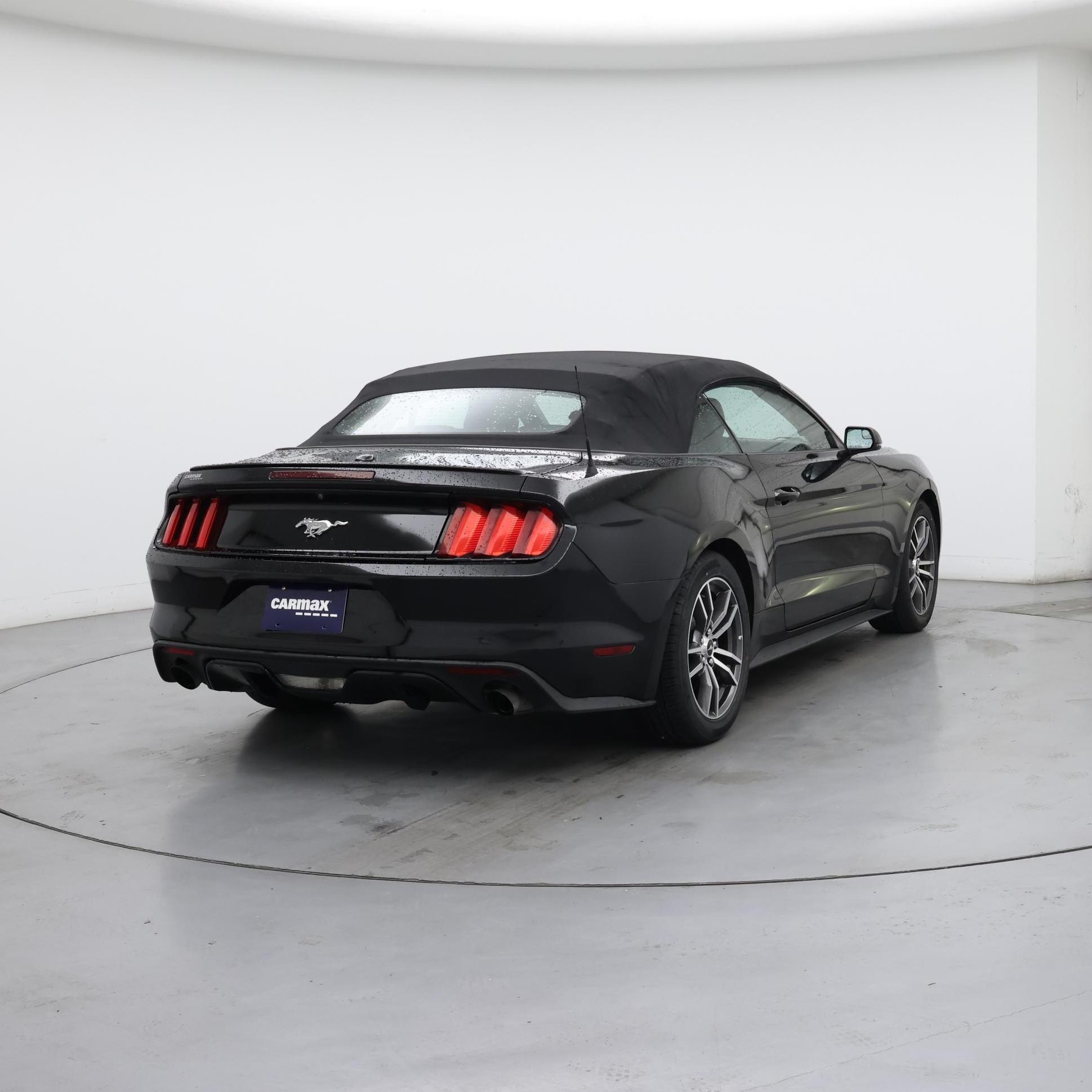 Thumbnail: 2017 Ford Mustang - 8