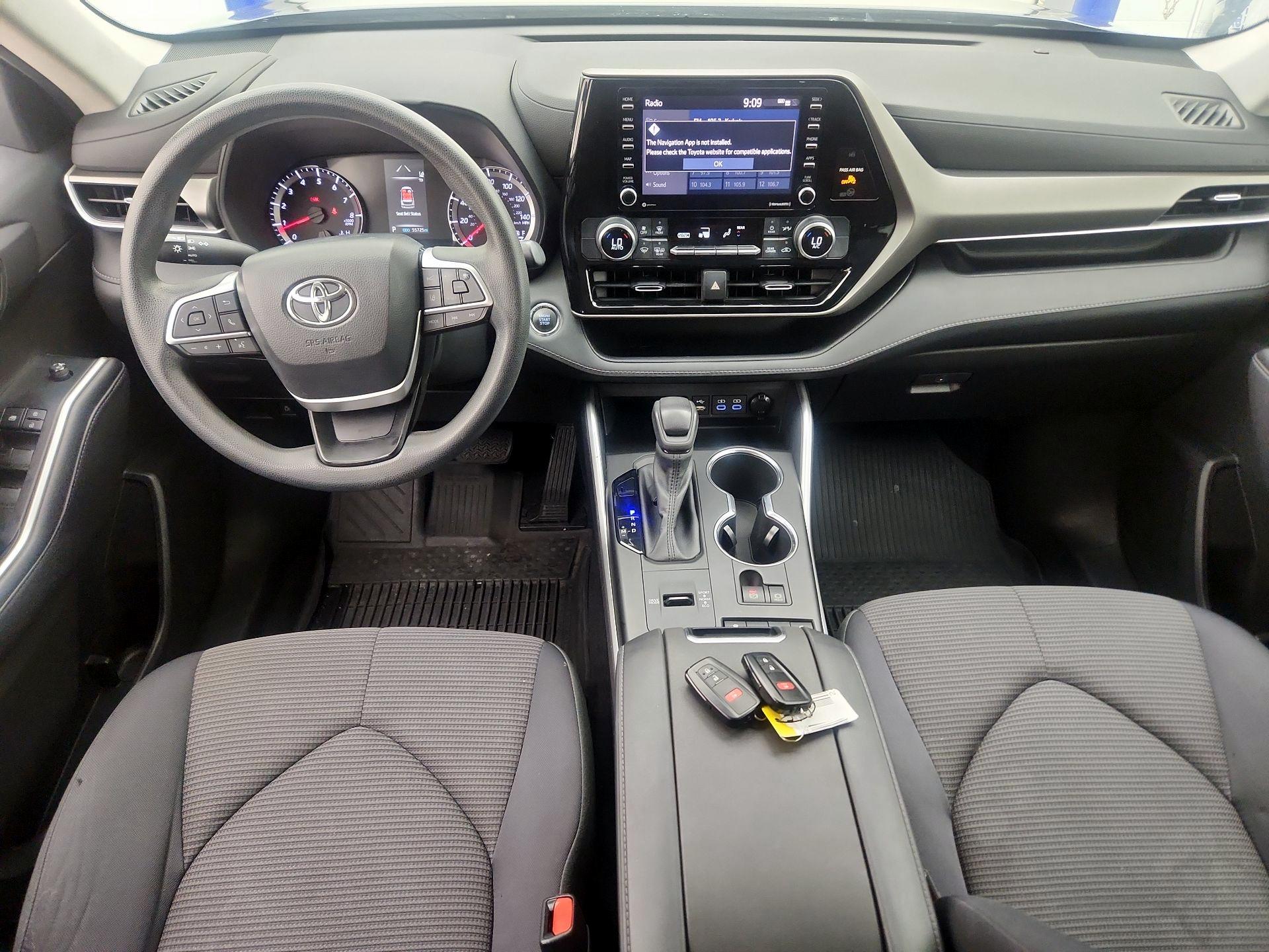 Thumbnail: 2022 Toyota Highlander - 9