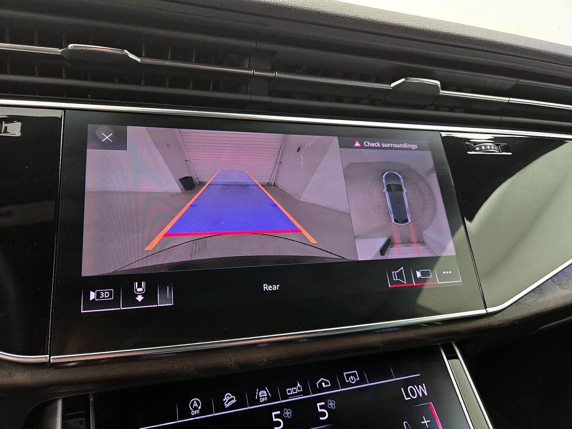Thumbnail: 2019 Audi Q8 - 15