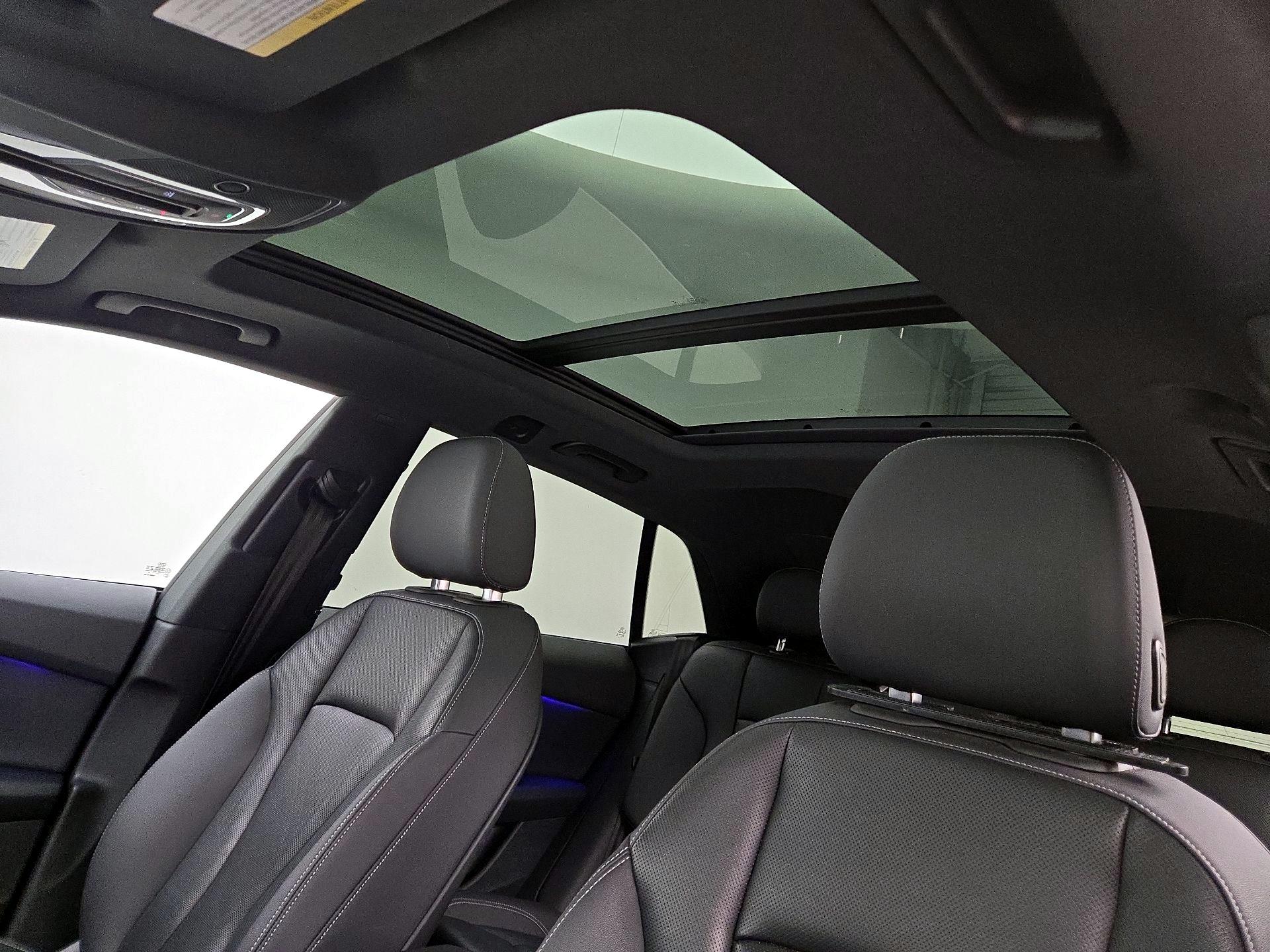 Thumbnail: 2019 Audi Q8 - 20