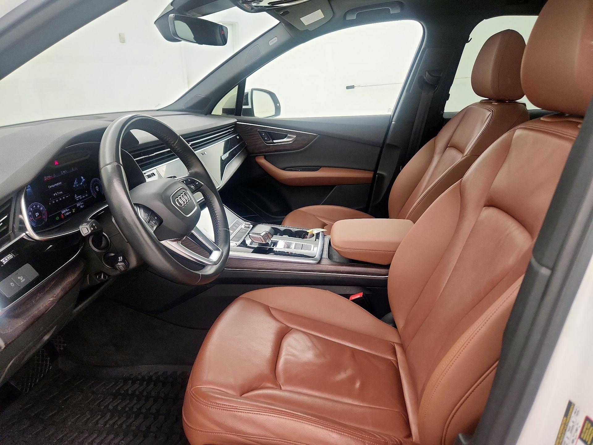 Thumbnail: 2020 Audi Q7 - 11