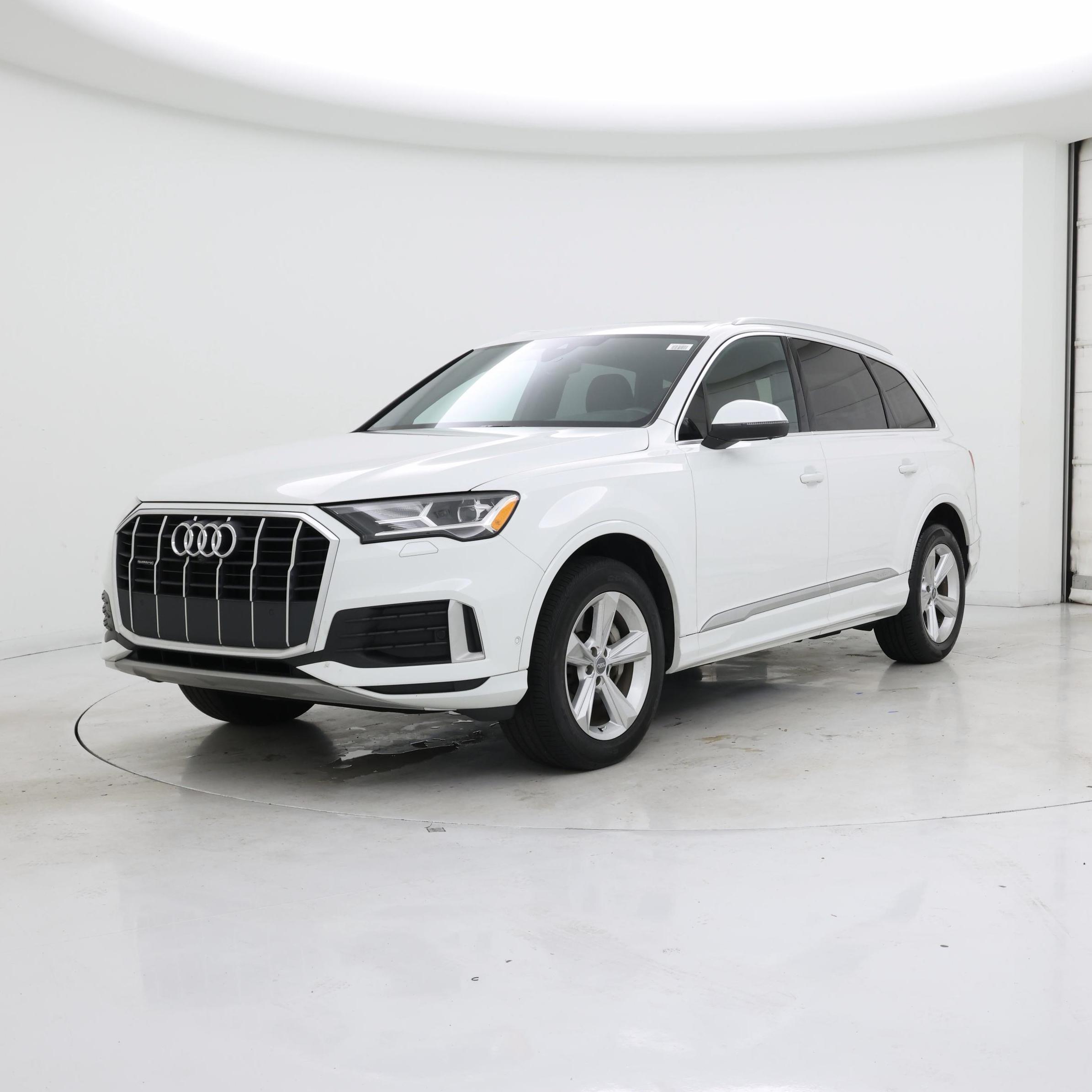 Thumbnail: 2020 Audi Q7 - 4