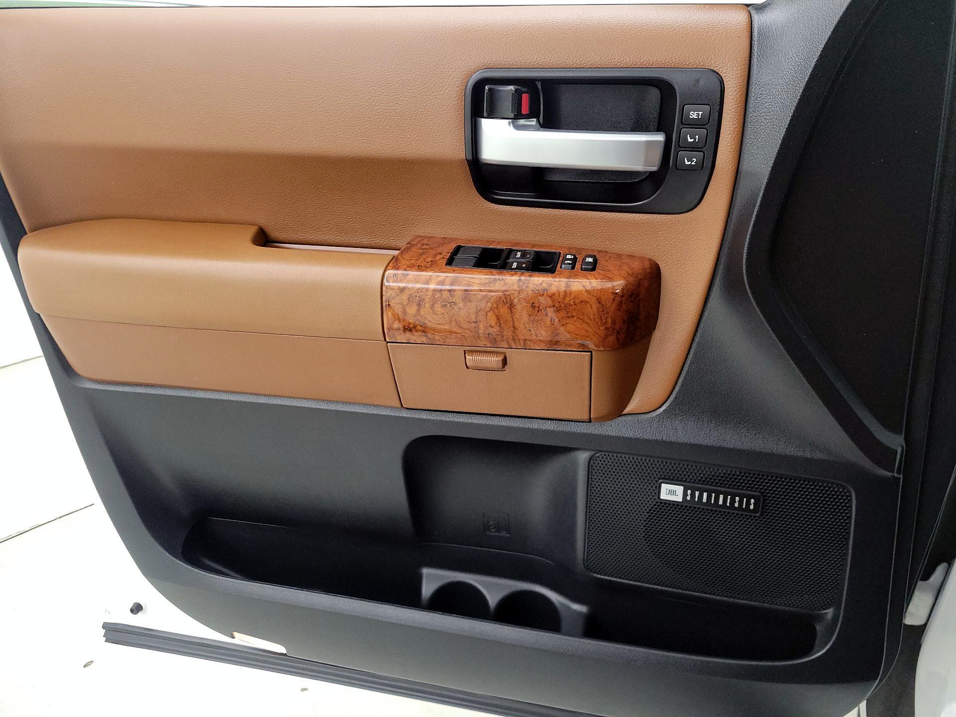 Thumbnail: 2020 Toyota Sequoia - 12