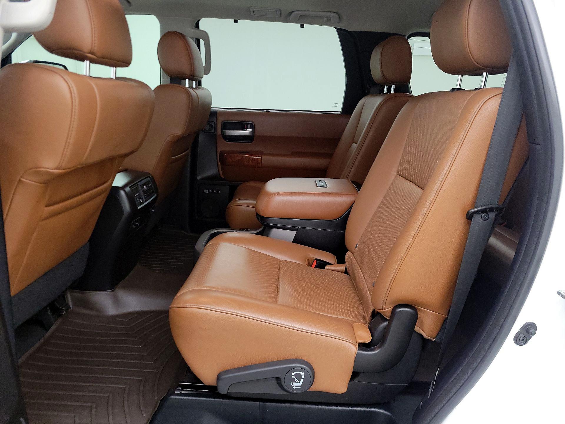 Thumbnail: 2020 Toyota Sequoia - 20