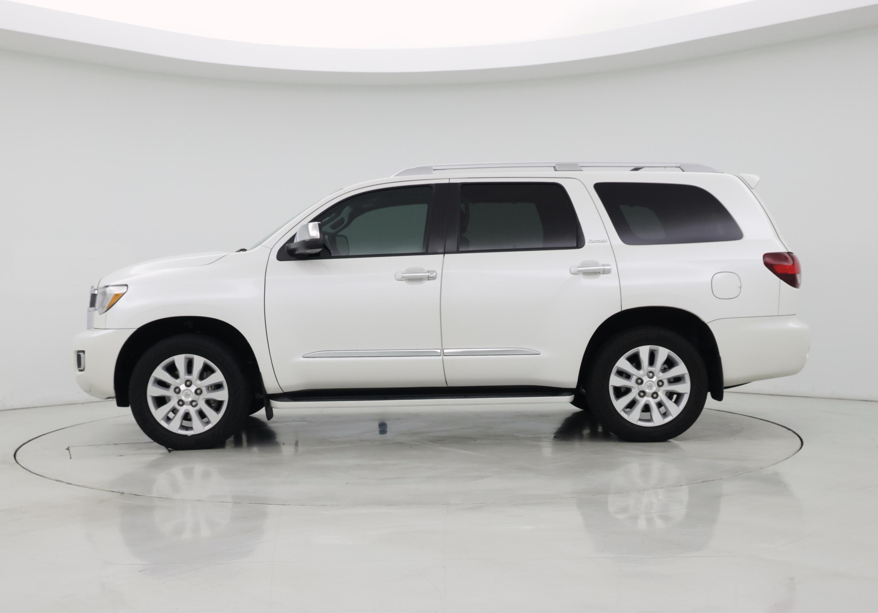 Thumbnail: 2020 Toyota Sequoia - 3