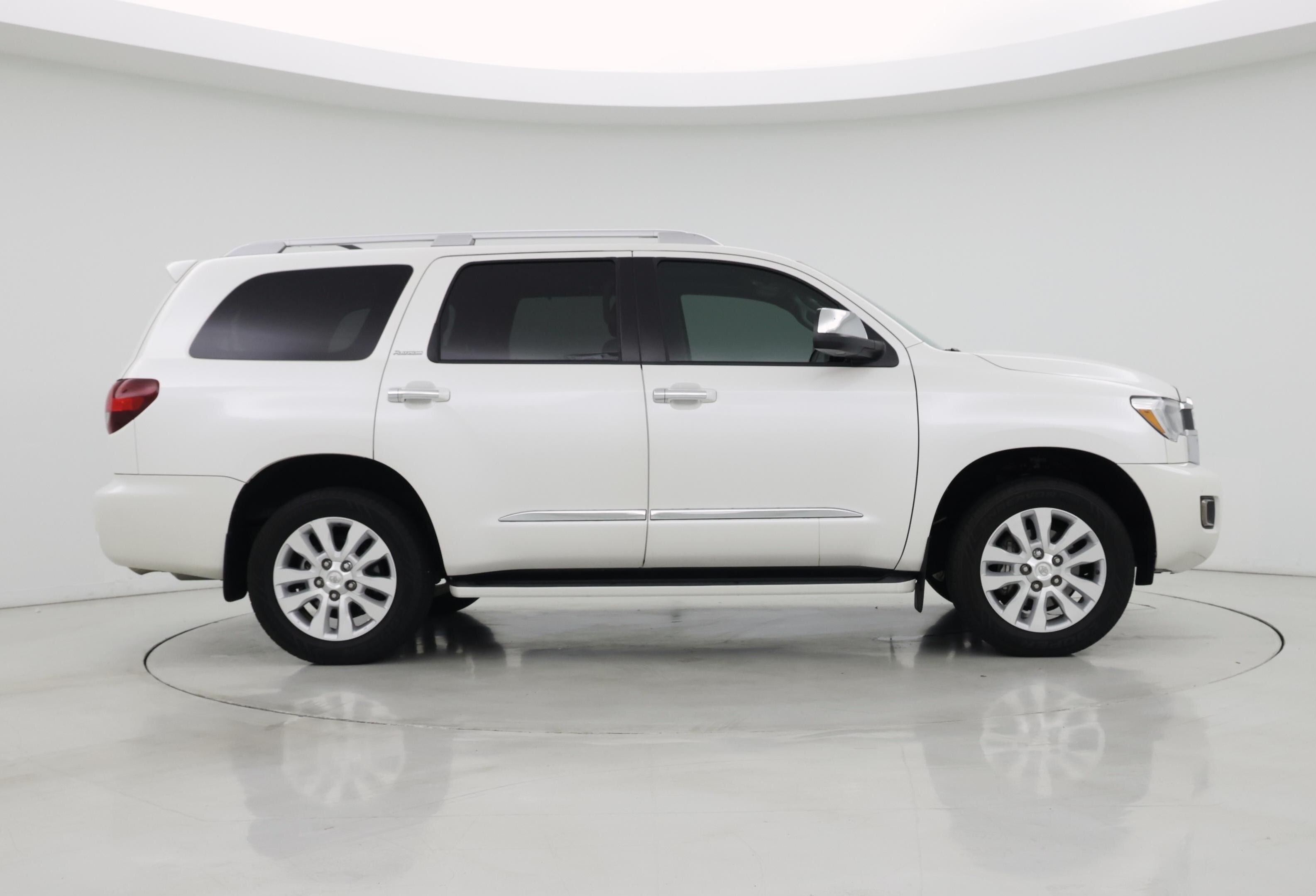 Thumbnail: 2020 Toyota Sequoia - 7
