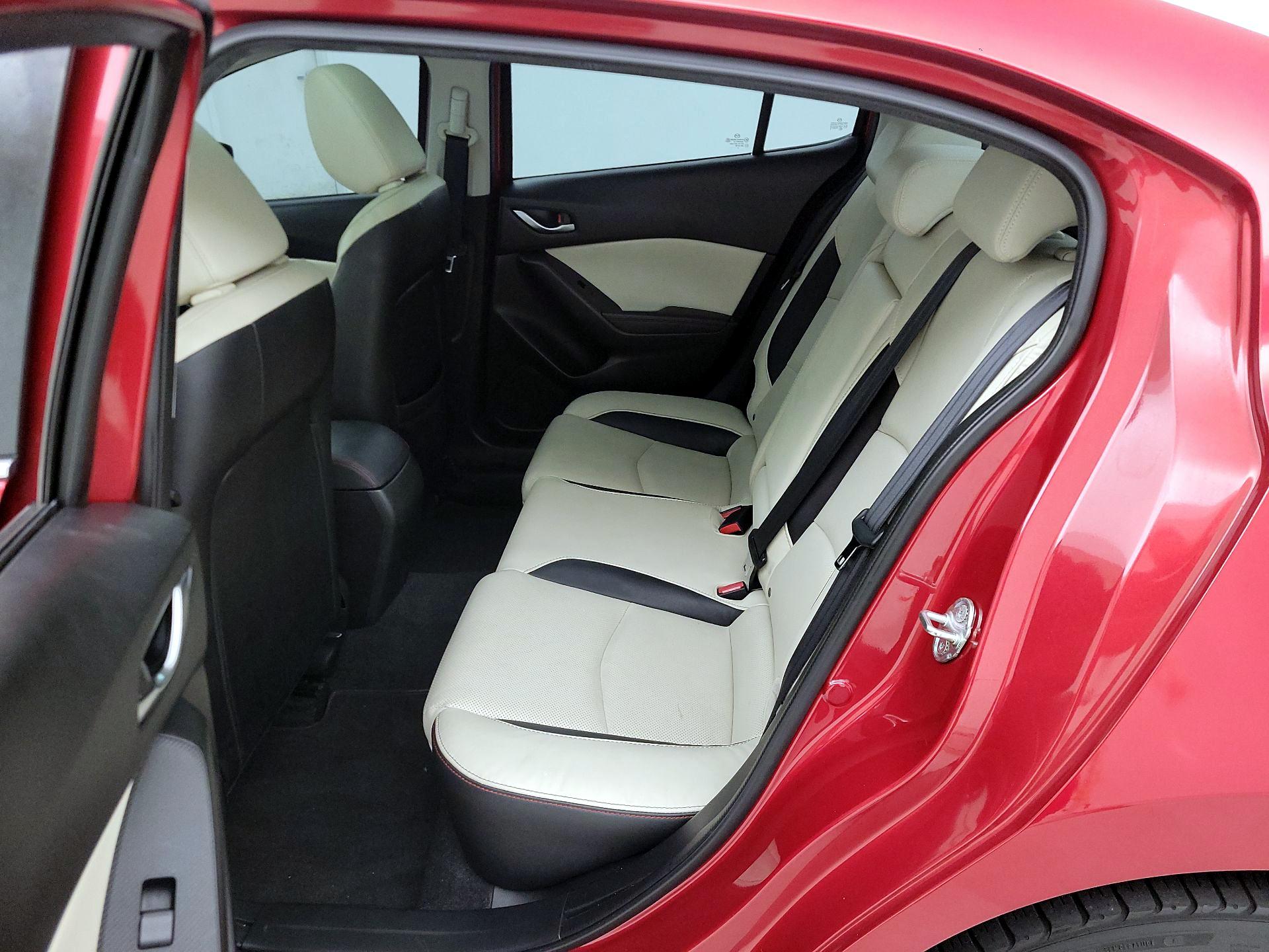 Thumbnail: 2016 Mazda Mazda3 - 20