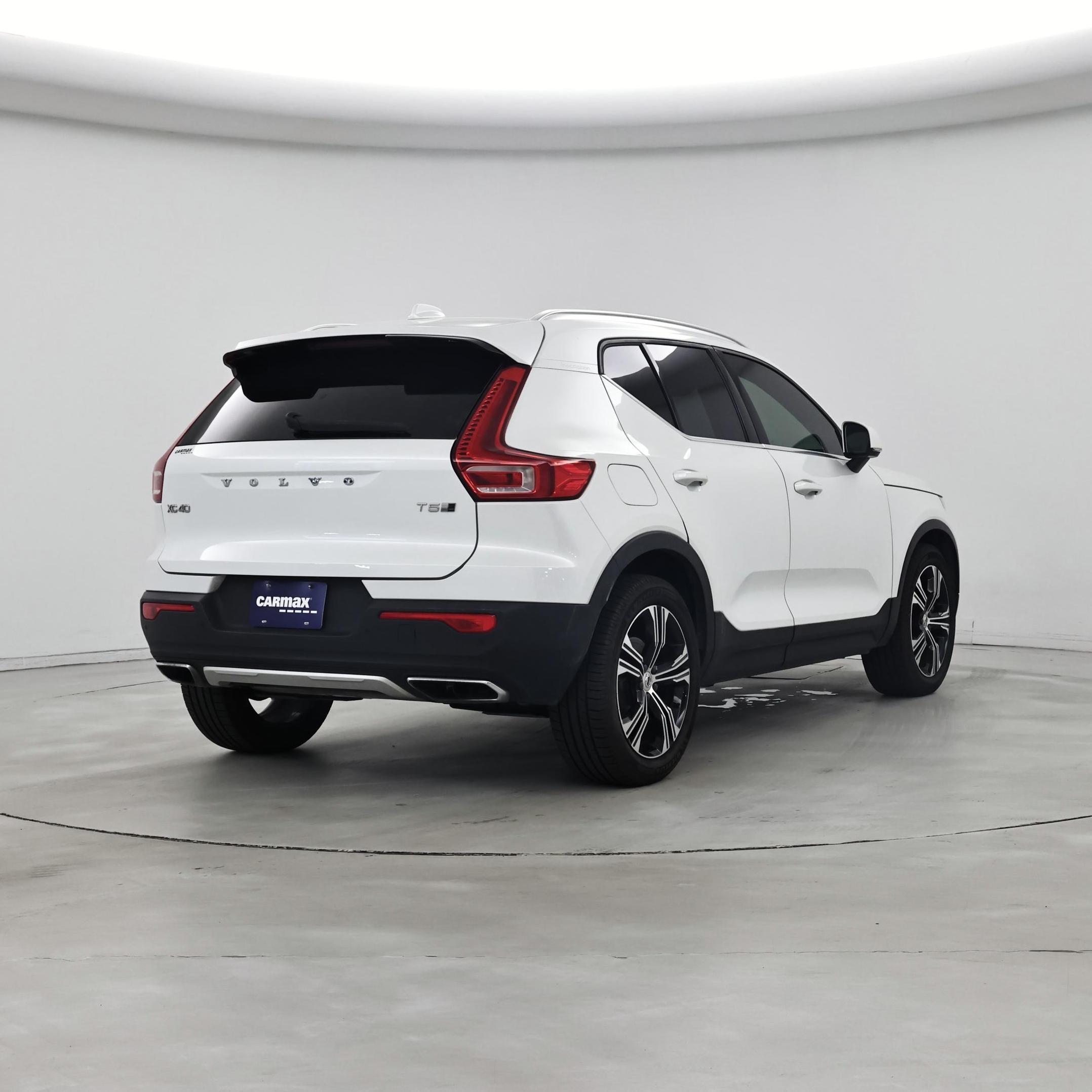 Thumbnail: 2020 Volvo XC40 - 8
