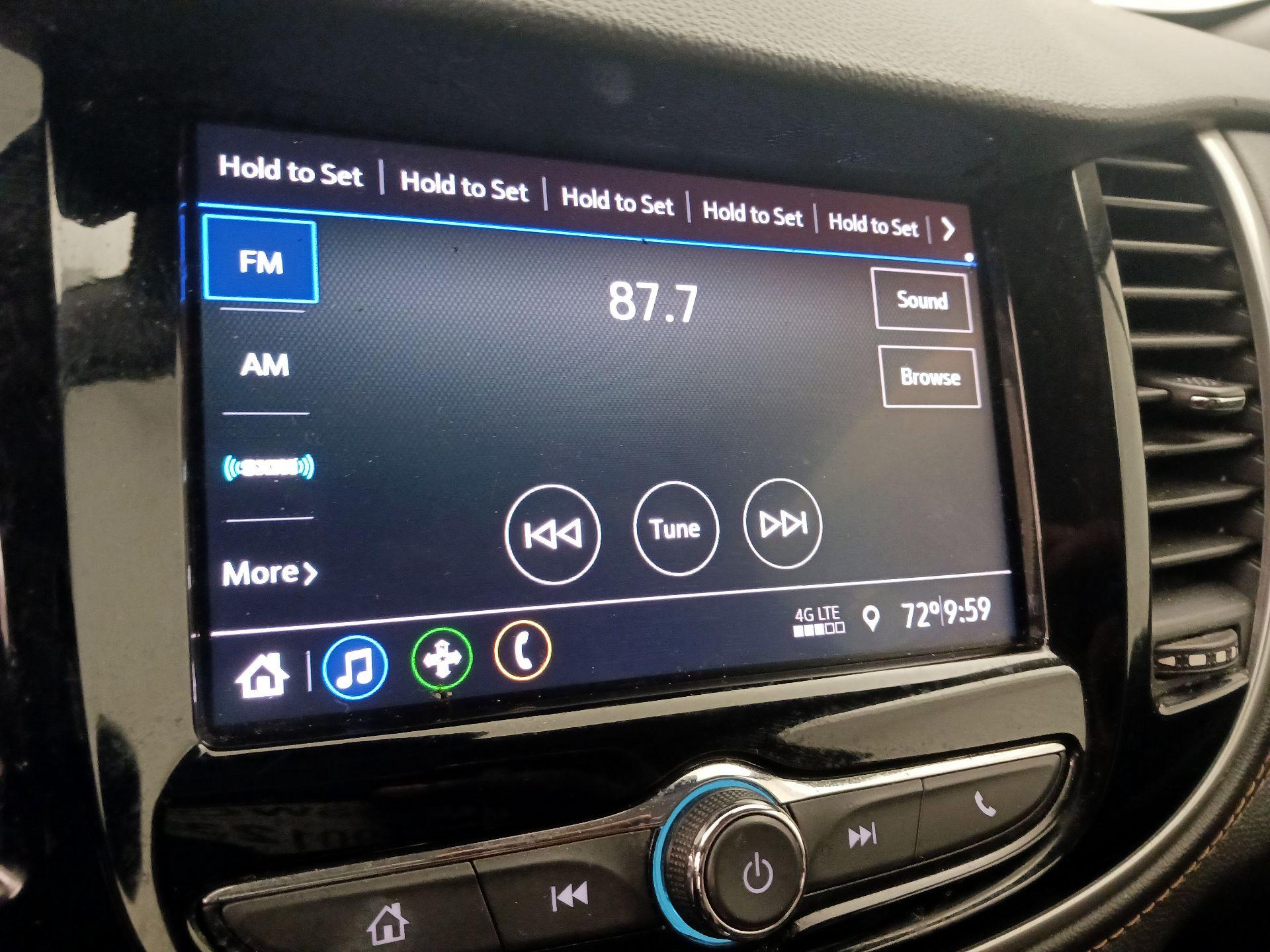 Thumbnail: 2021 Chevrolet Trax - 15