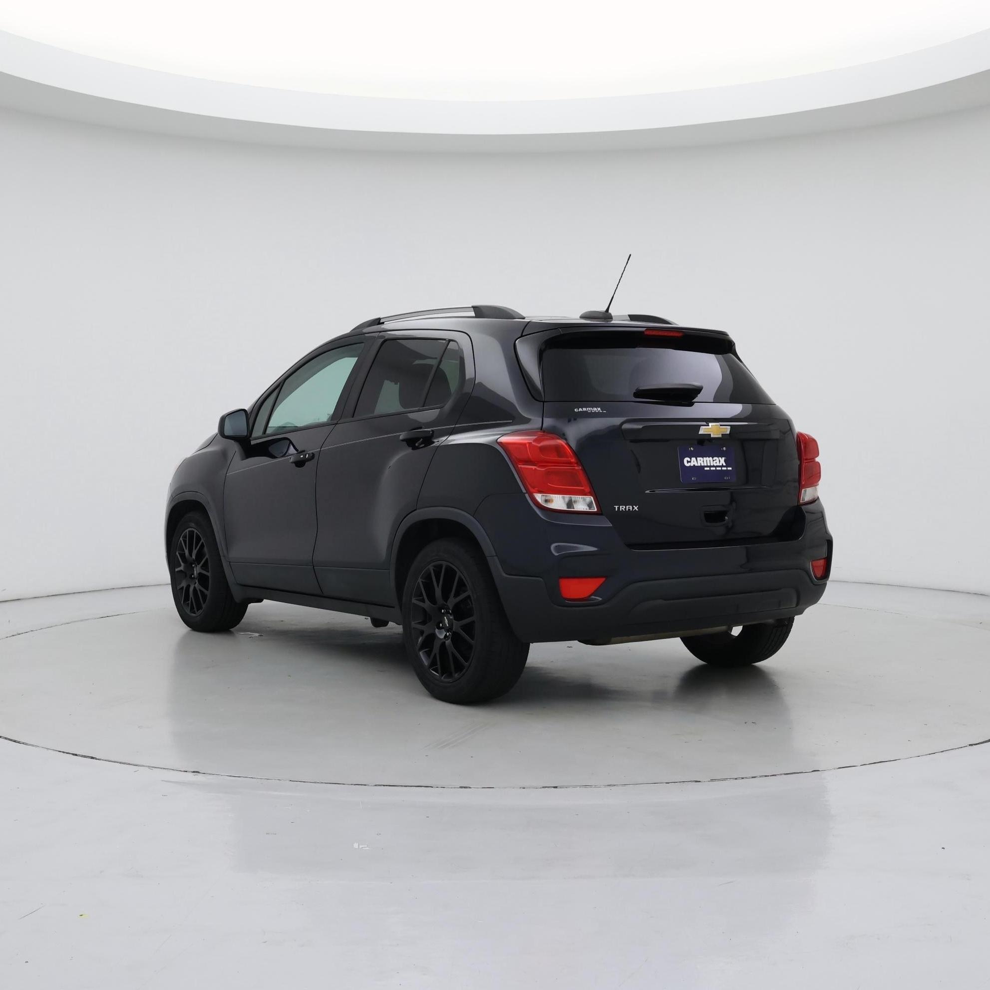 Thumbnail: 2021 Chevrolet Trax - 2