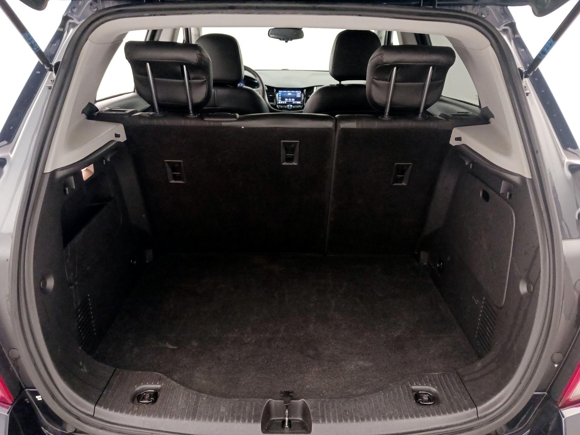 Thumbnail: 2021 Chevrolet Trax - 20