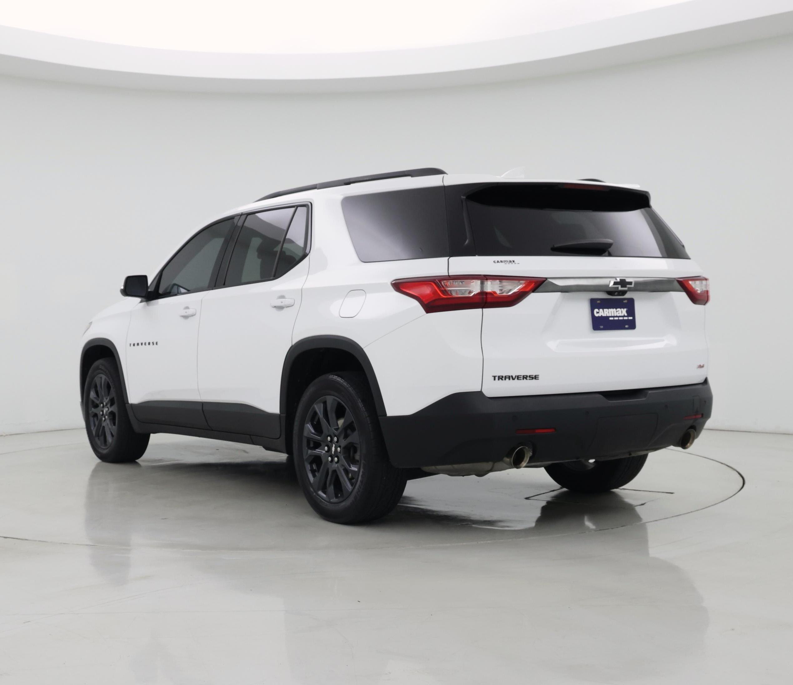 Thumbnail: 2021 Chevrolet Traverse - 2