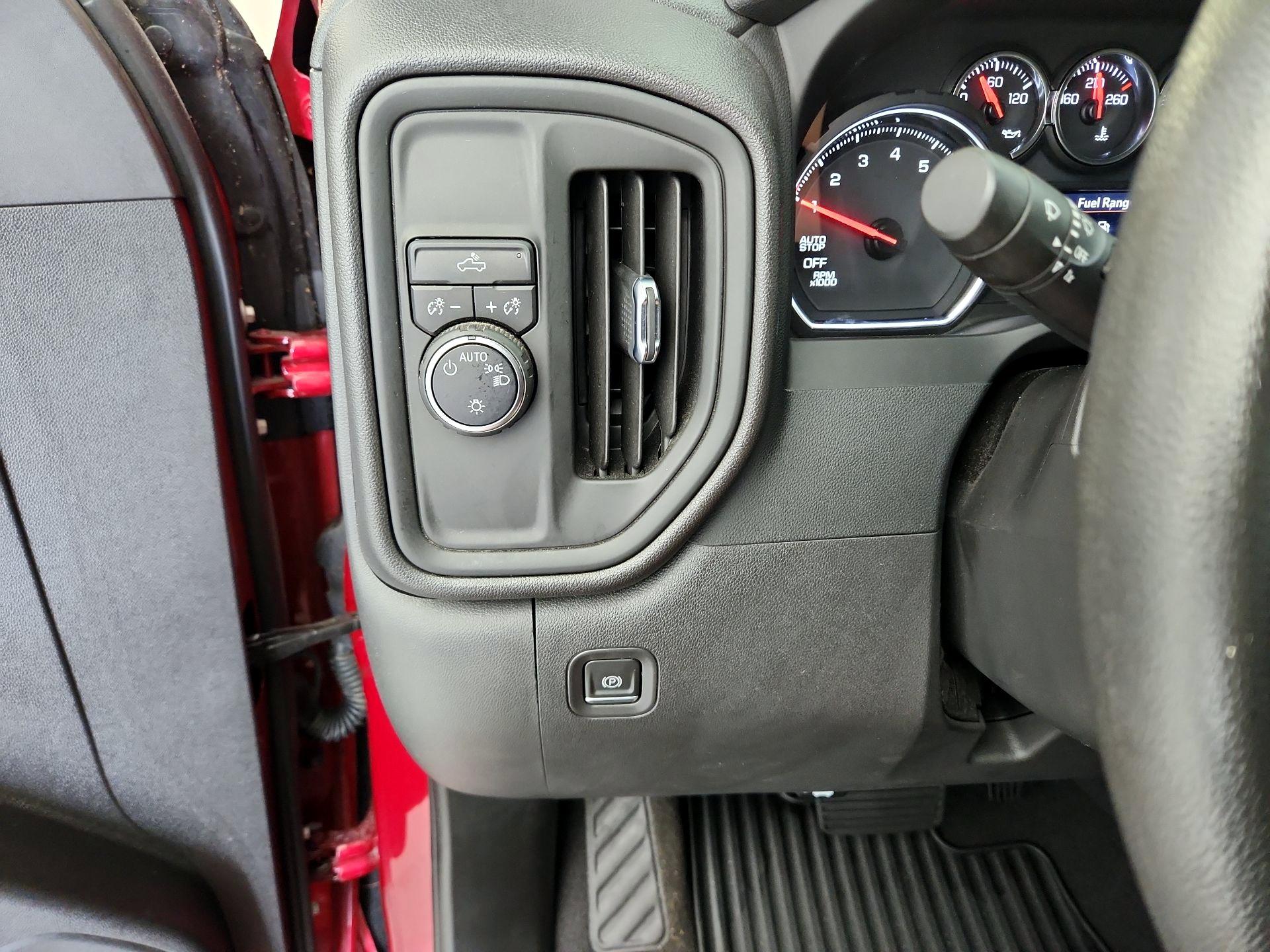 Thumbnail: 2022 Chevrolet Silverado 1500 - 13