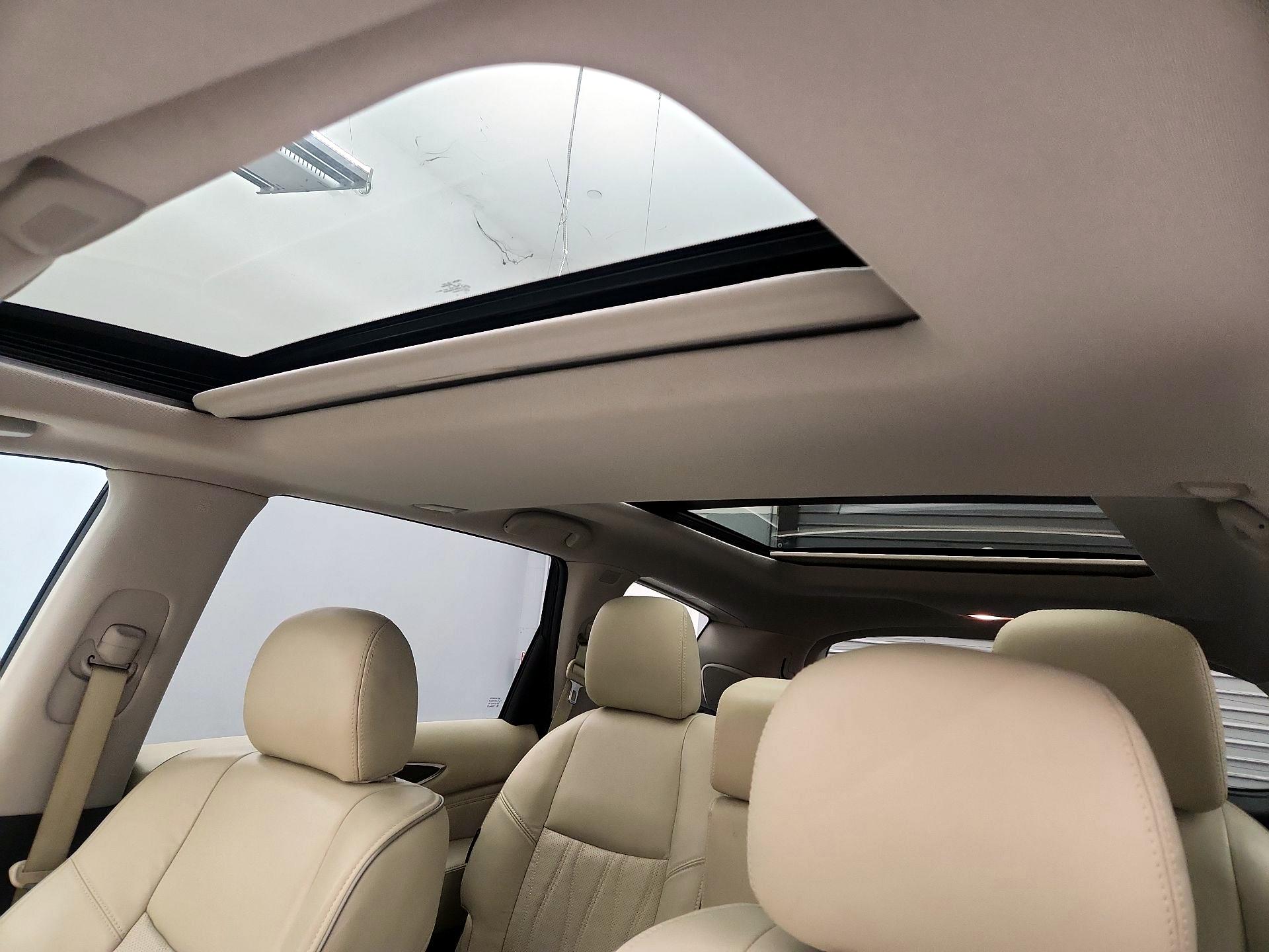 Thumbnail: 2019 INFINITI QX60 - 20
