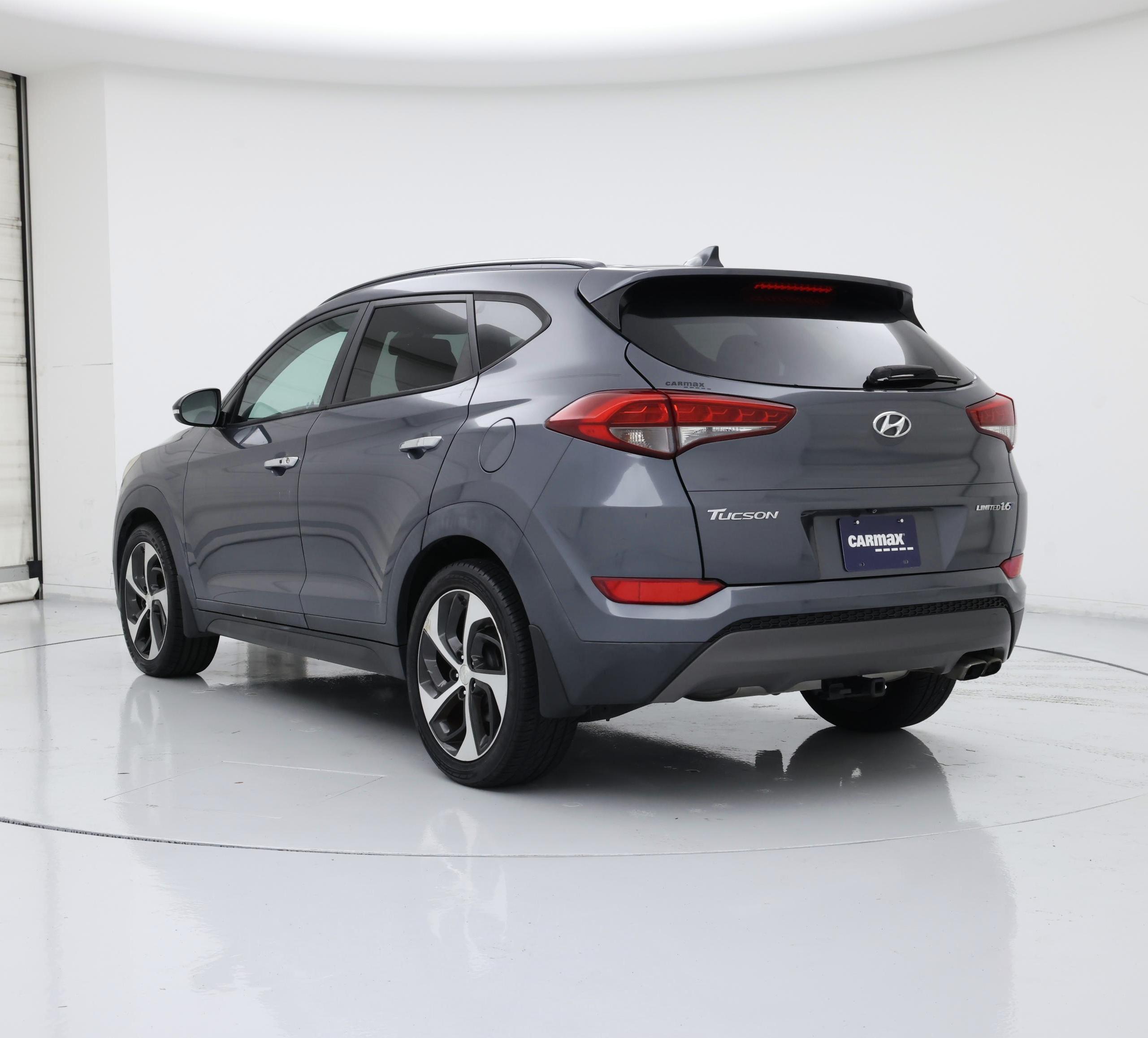 Thumbnail: 2016 Hyundai Tucson - 2