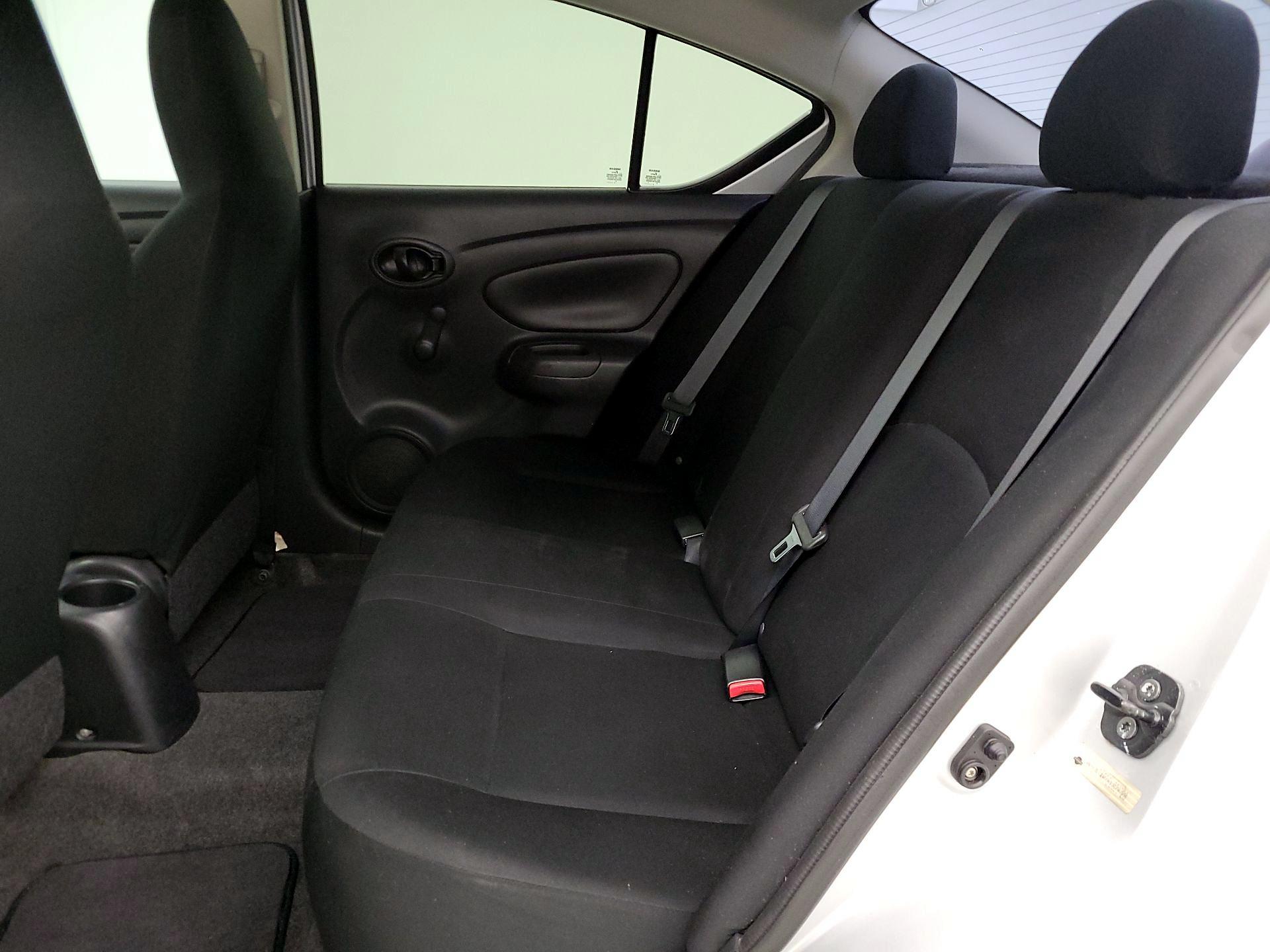 Thumbnail: 2014 Nissan Versa - 18