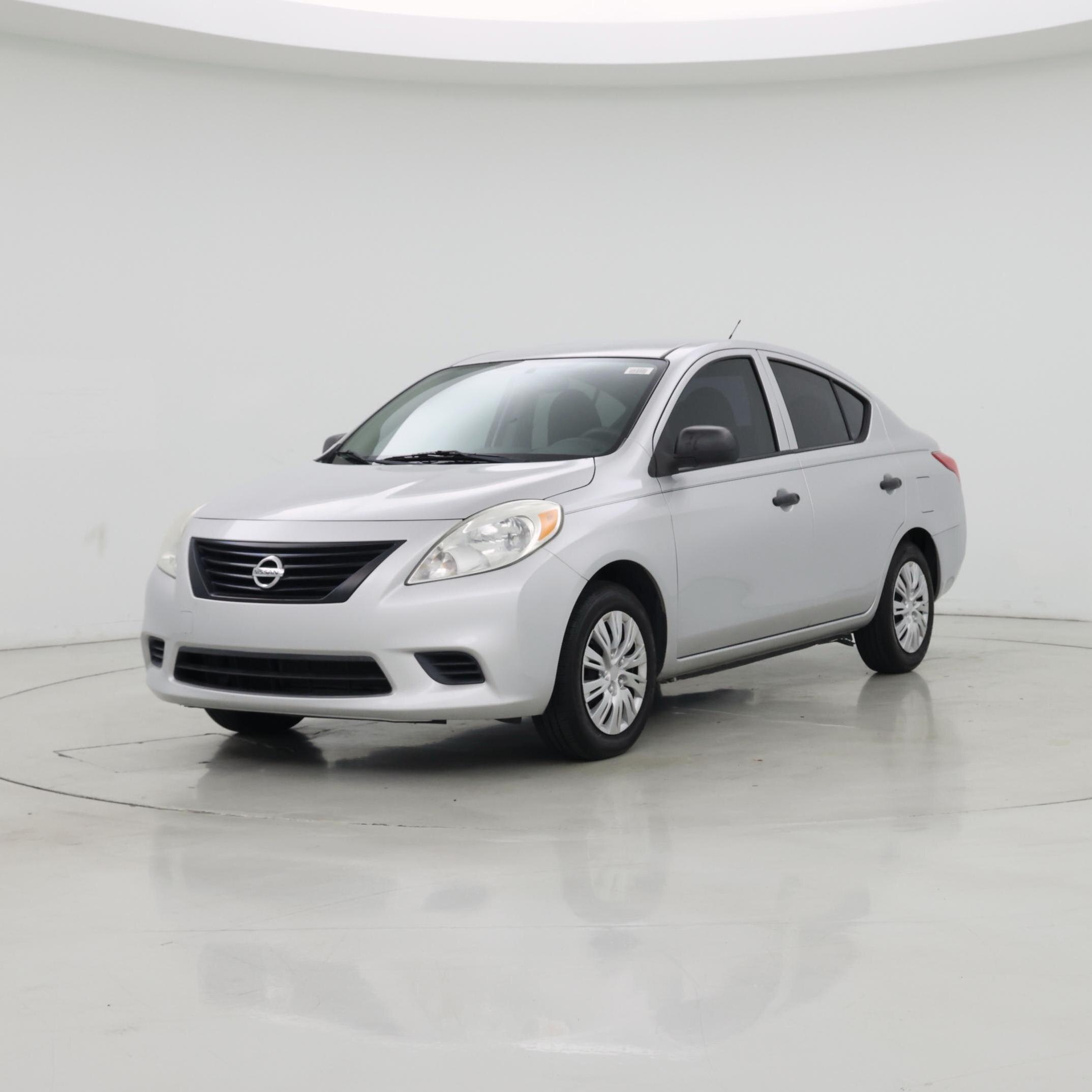 Thumbnail: 2014 Nissan Versa - 4