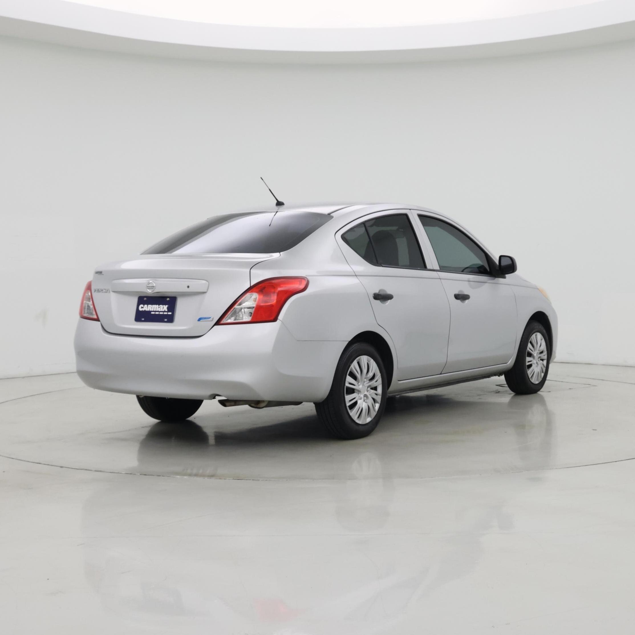 Thumbnail: 2014 Nissan Versa - 8