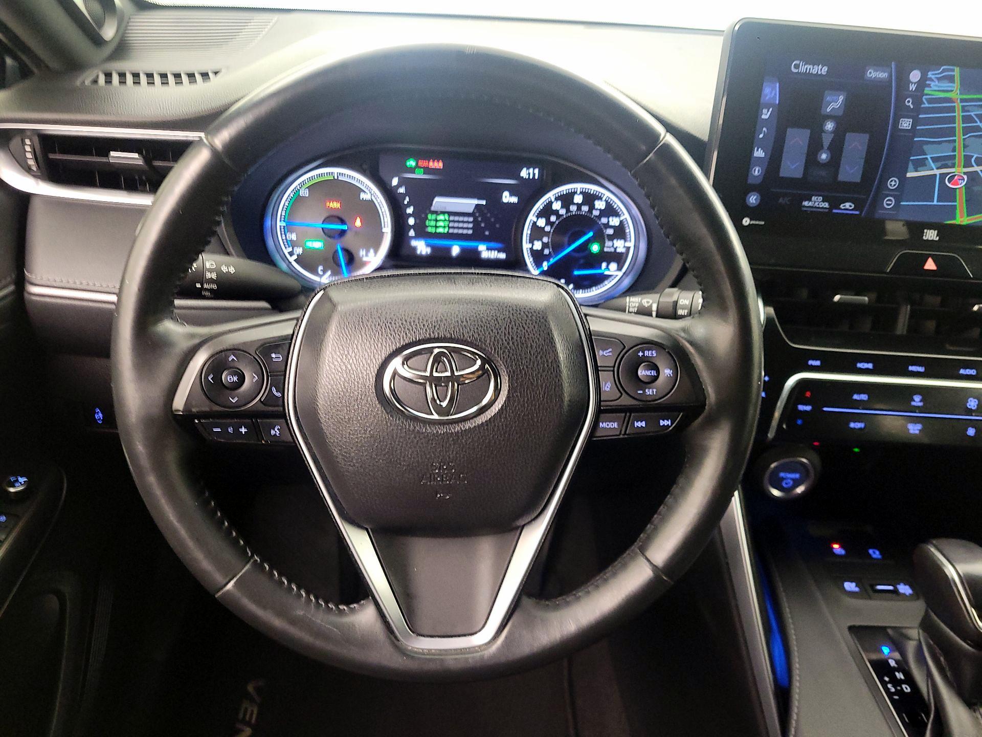 Thumbnail: 2021 Toyota Venza - 10