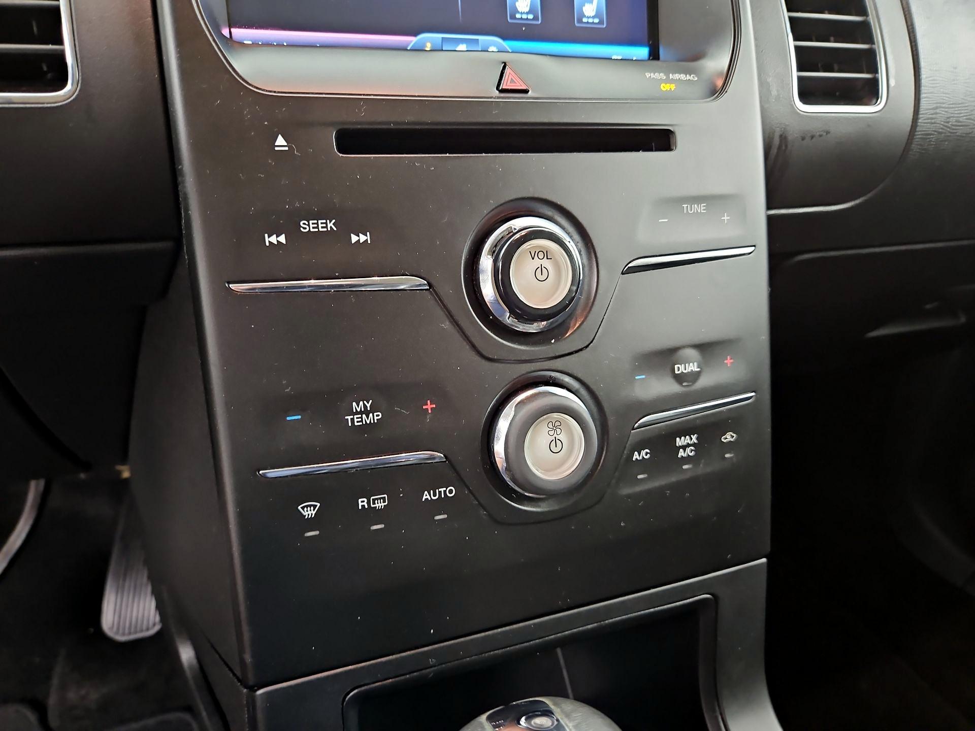 Thumbnail: 2014 Ford Flex - 17