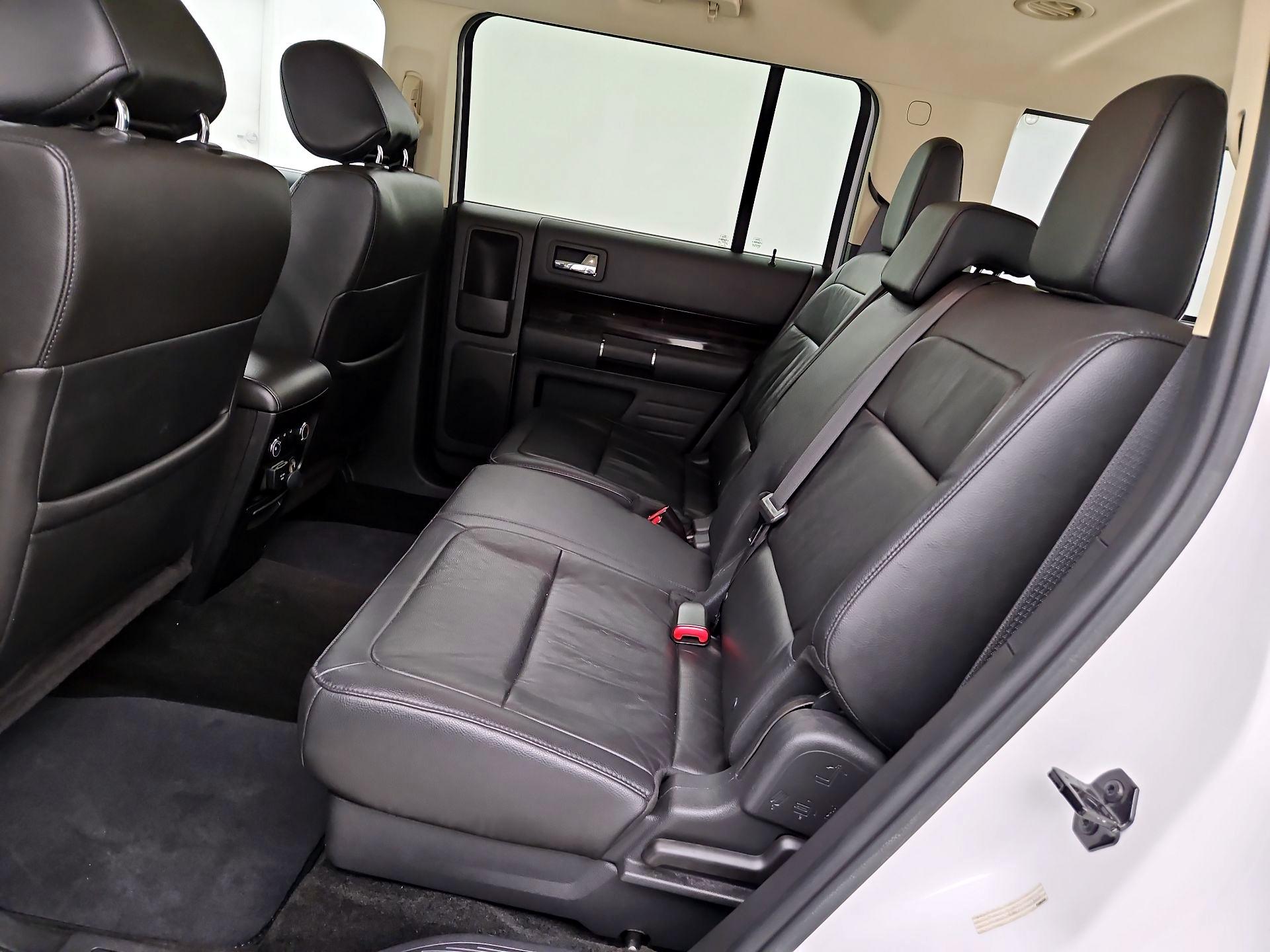 Thumbnail: 2014 Ford Flex - 20