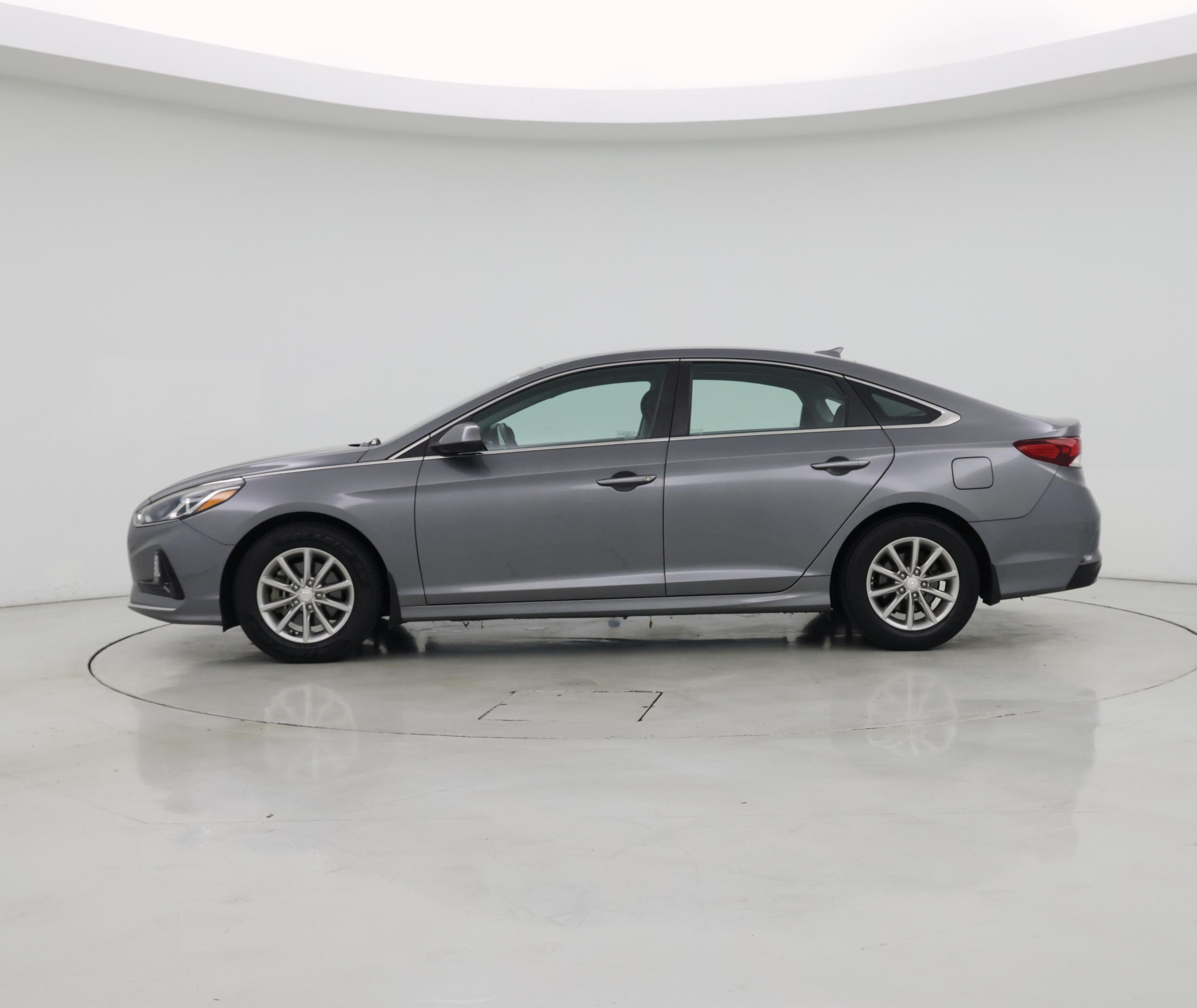 Thumbnail: 2019 Hyundai Sonata - 3
