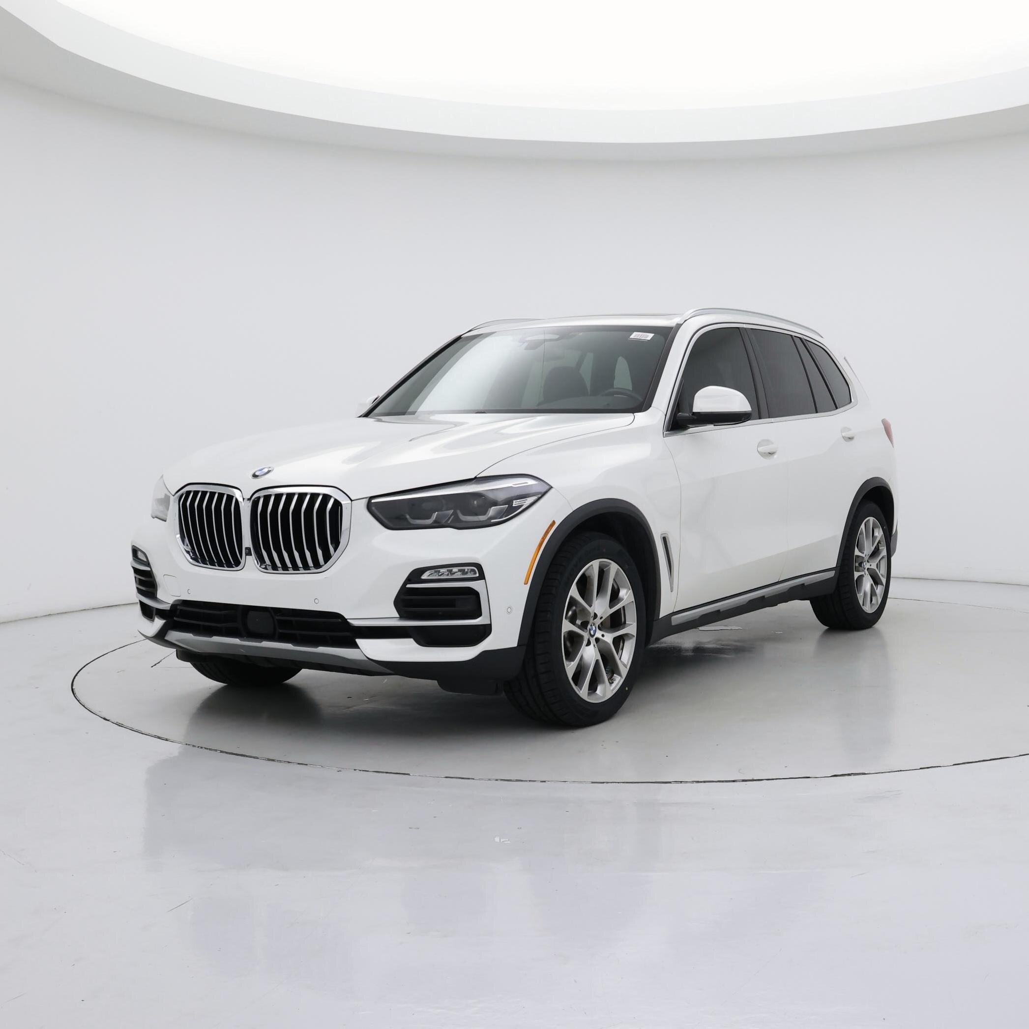 Thumbnail: 2021 BMW X5 - 4