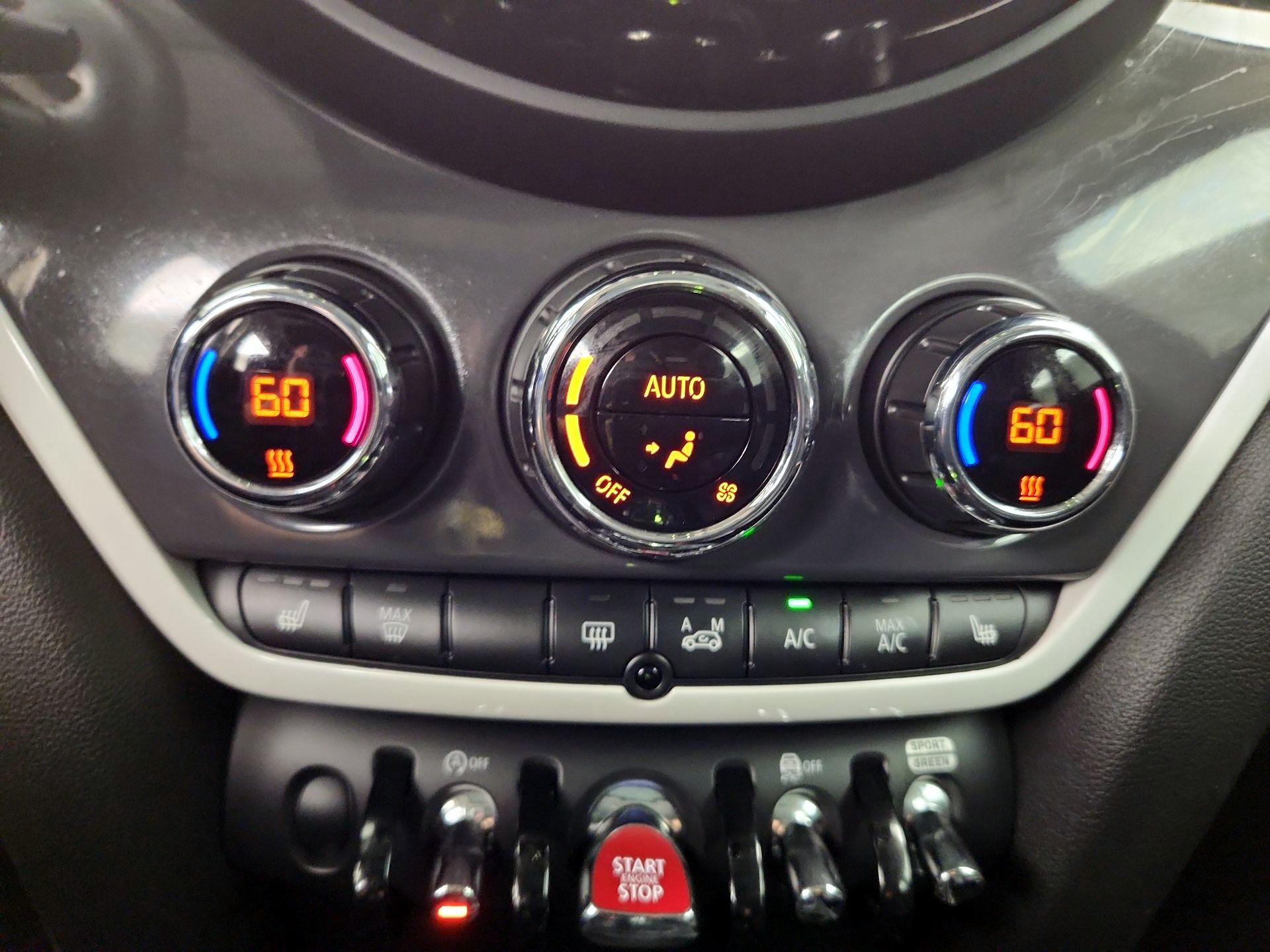 Thumbnail: 2019 MINI Cooper Countryman - 16