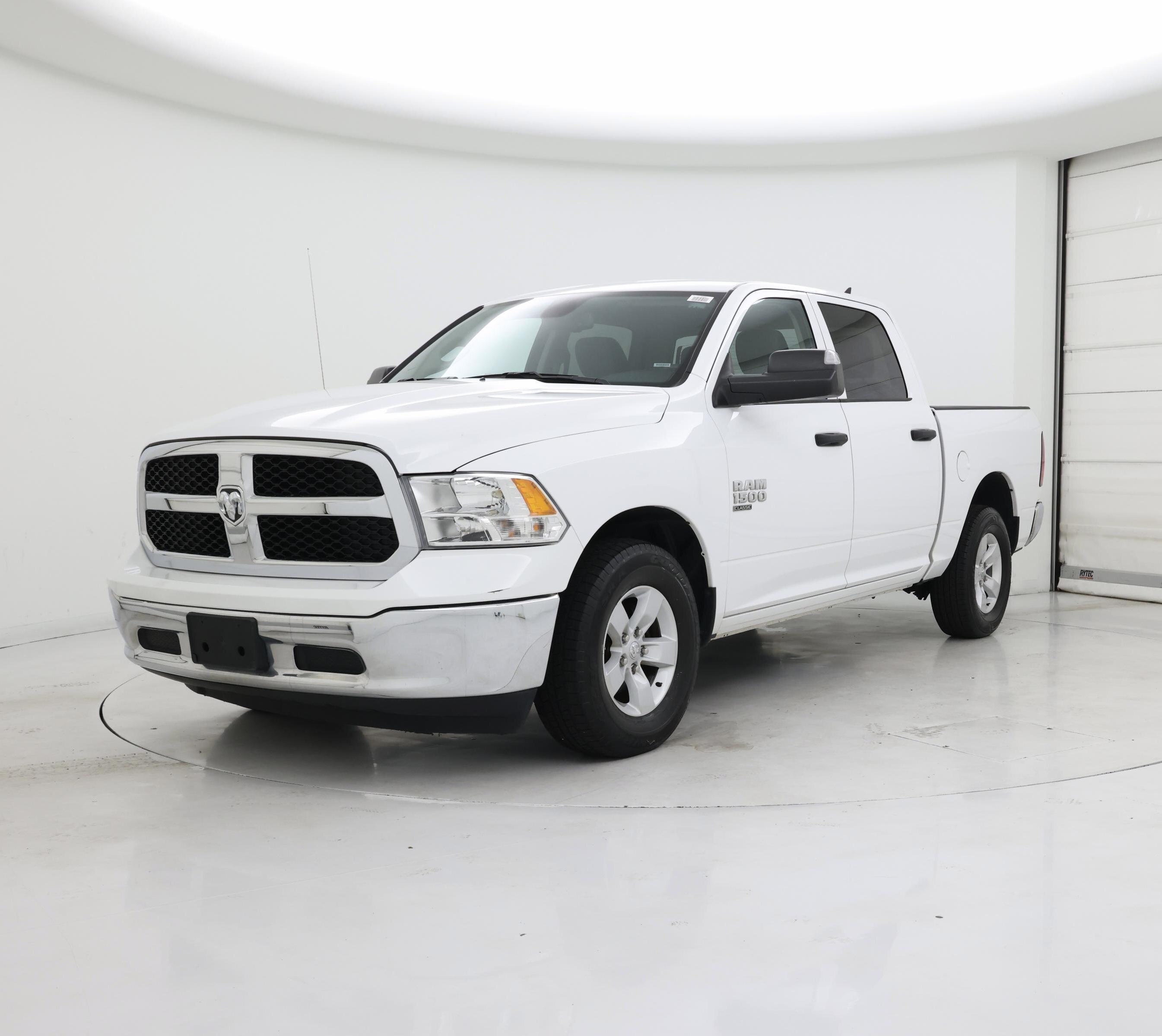 Thumbnail: 2023 RAM 1500 Classic - 4