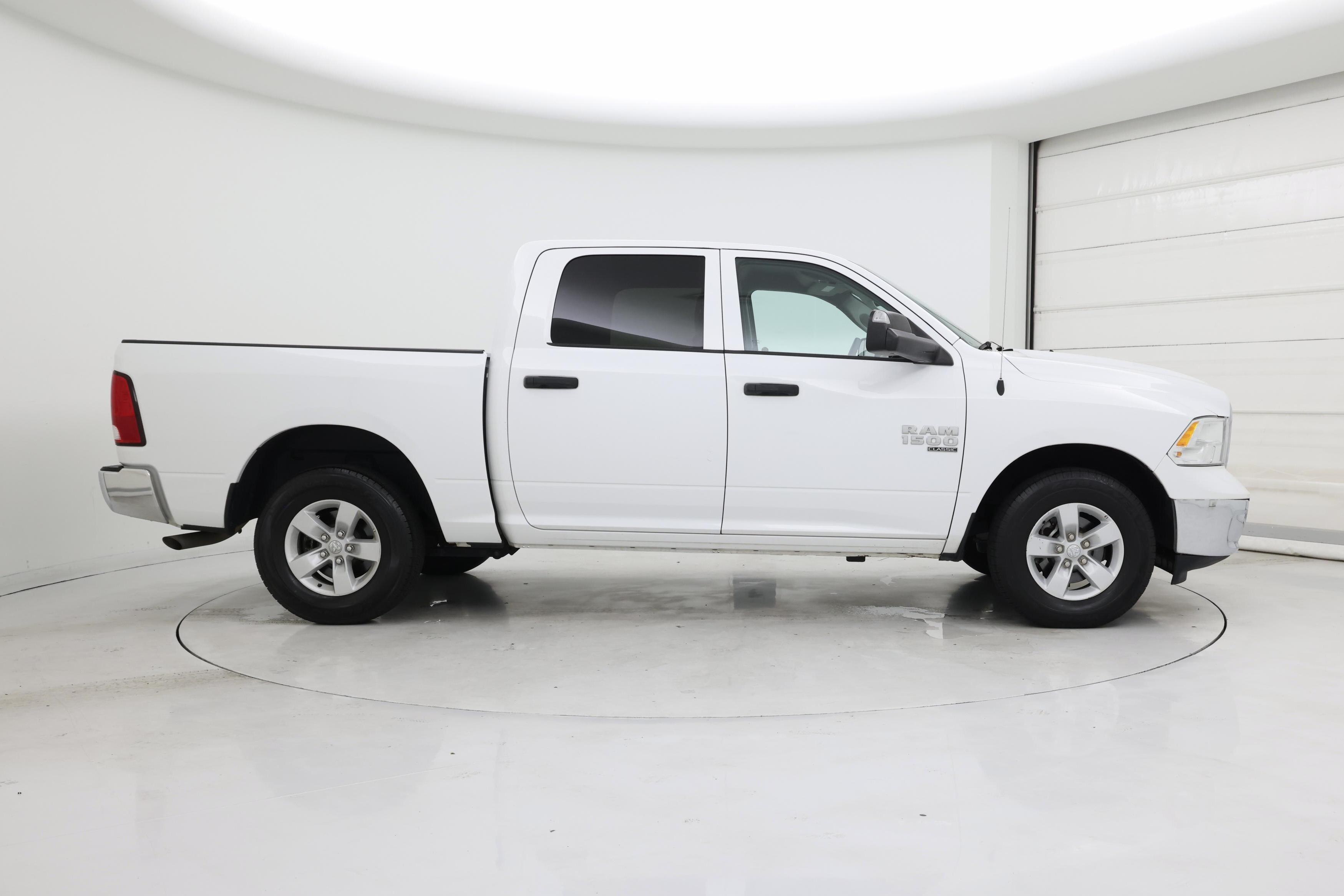 Thumbnail: 2023 RAM 1500 Classic - 7