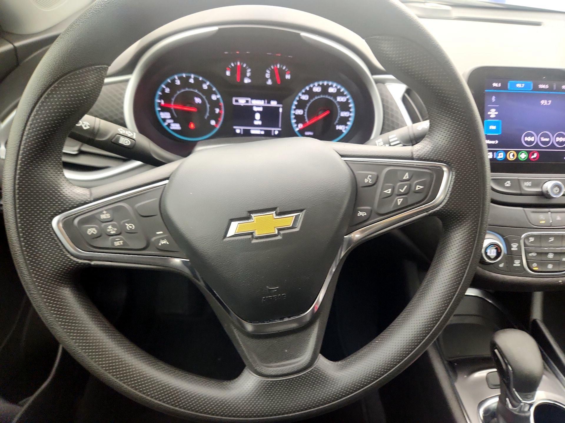 Thumbnail: 2023 Chevrolet Malibu - 10