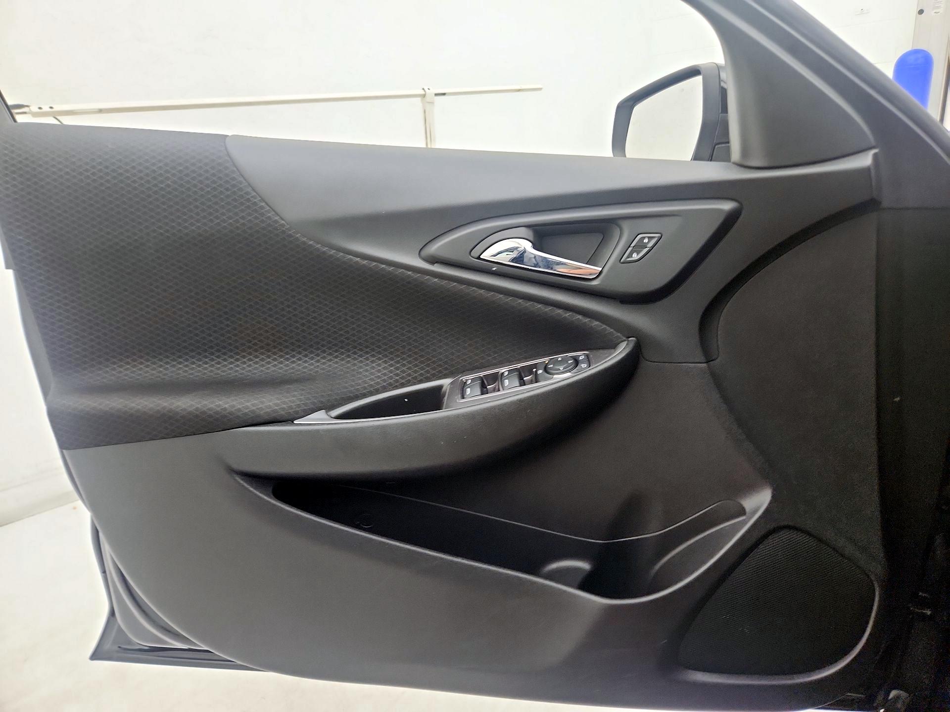 Thumbnail: 2023 Chevrolet Malibu - 12