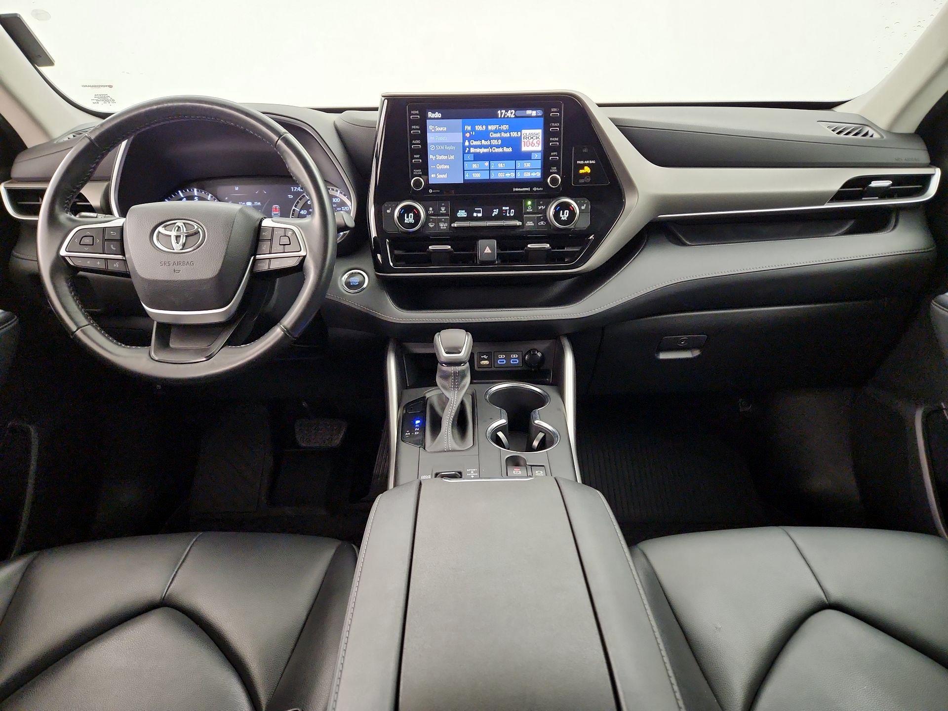 Thumbnail: 2022 Toyota Highlander - 9