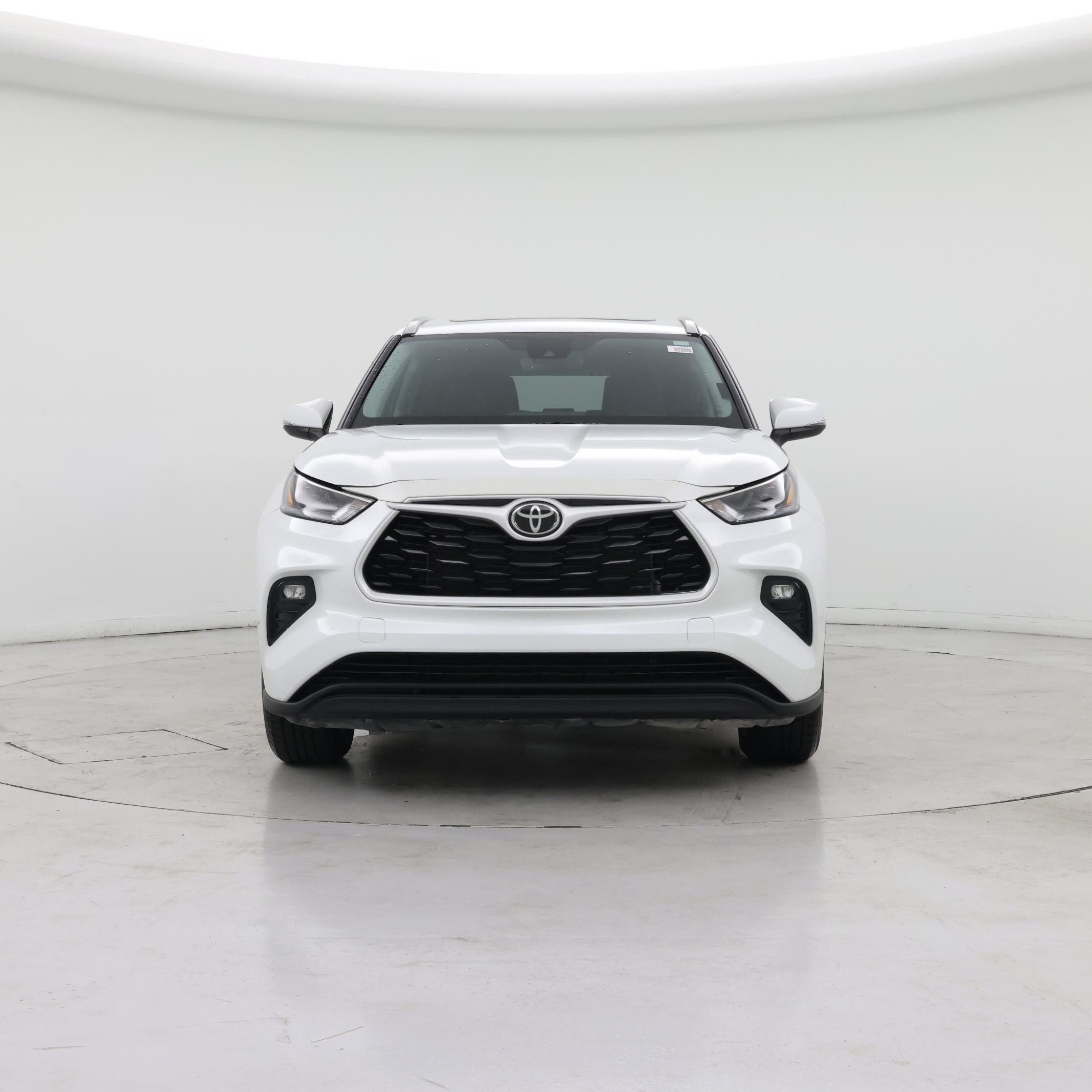 Thumbnail: 2022 Toyota Highlander - 5