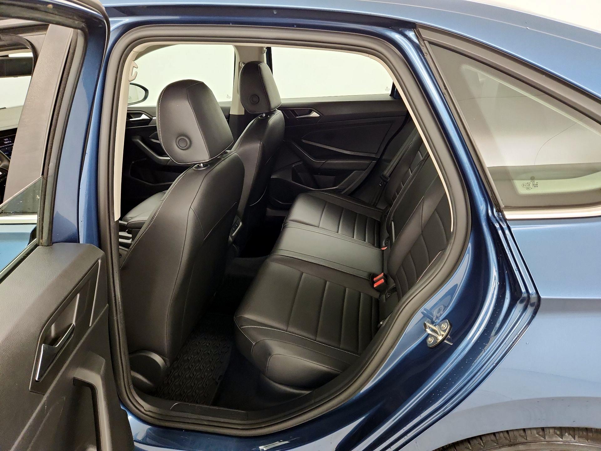 Thumbnail: 2021 Volkswagen Jetta - 20
