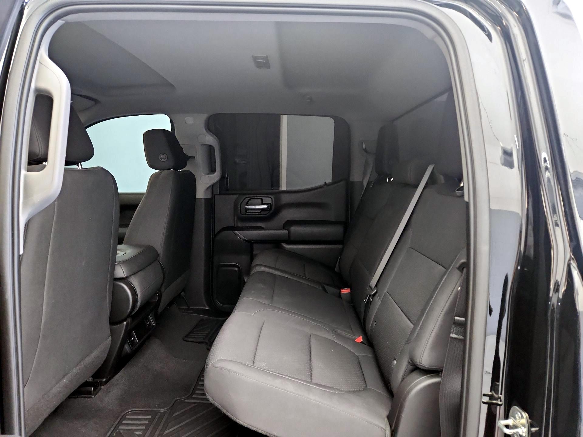 Thumbnail: 2020 Chevrolet Silverado 1500 - 19