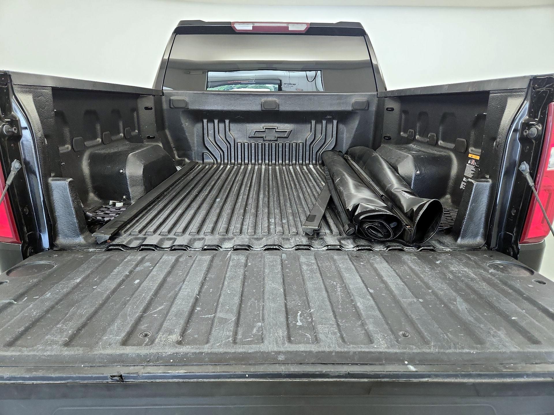 Thumbnail: 2020 Chevrolet Silverado 1500 - 20