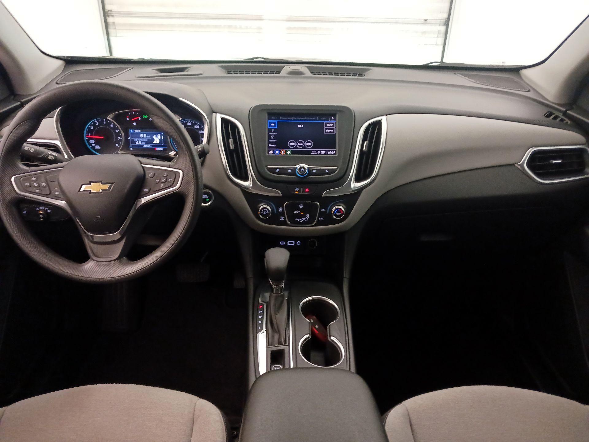 Thumbnail: 2022 Chevrolet Equinox - 9