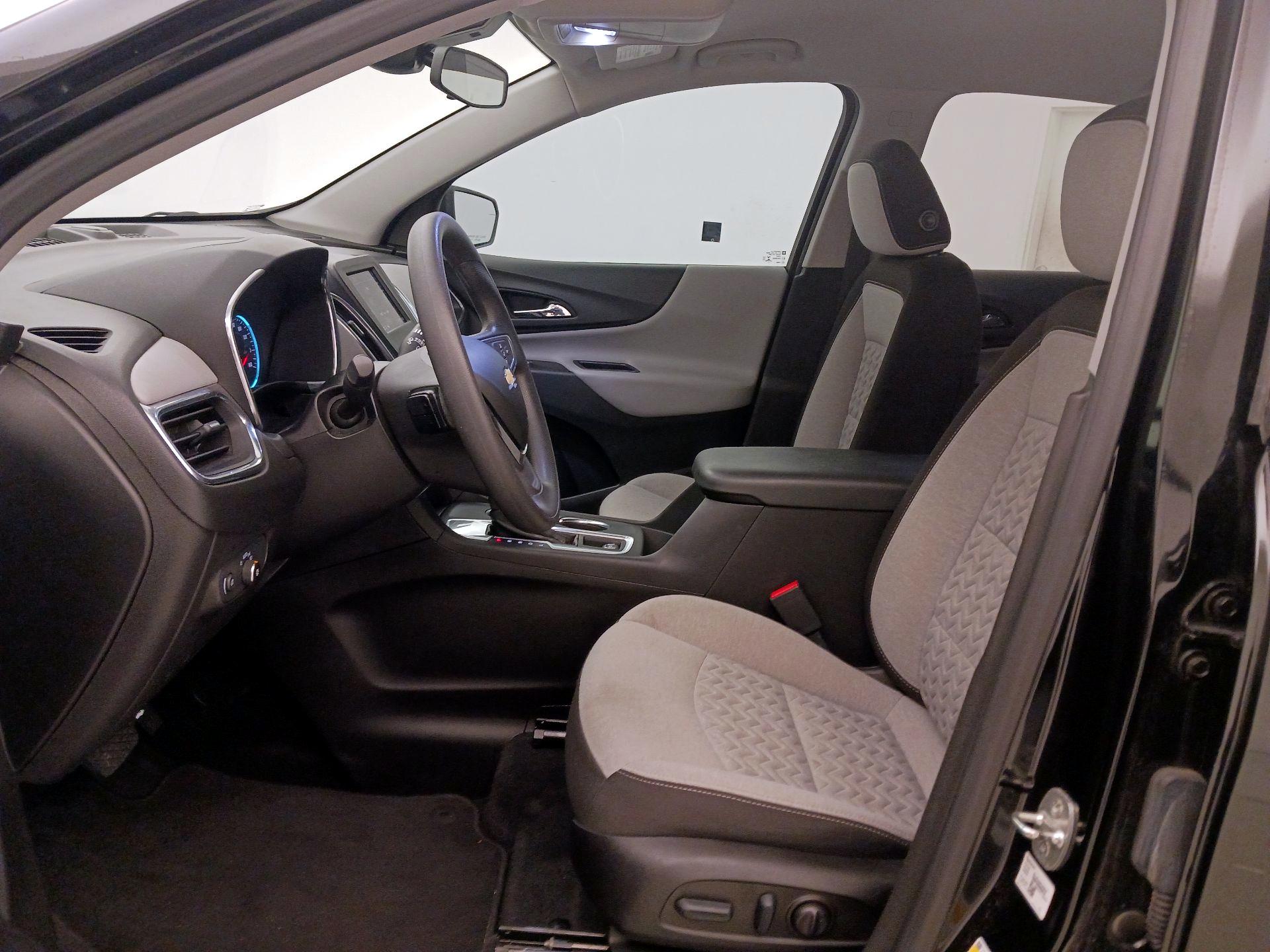 Thumbnail: 2022 Chevrolet Equinox - 11